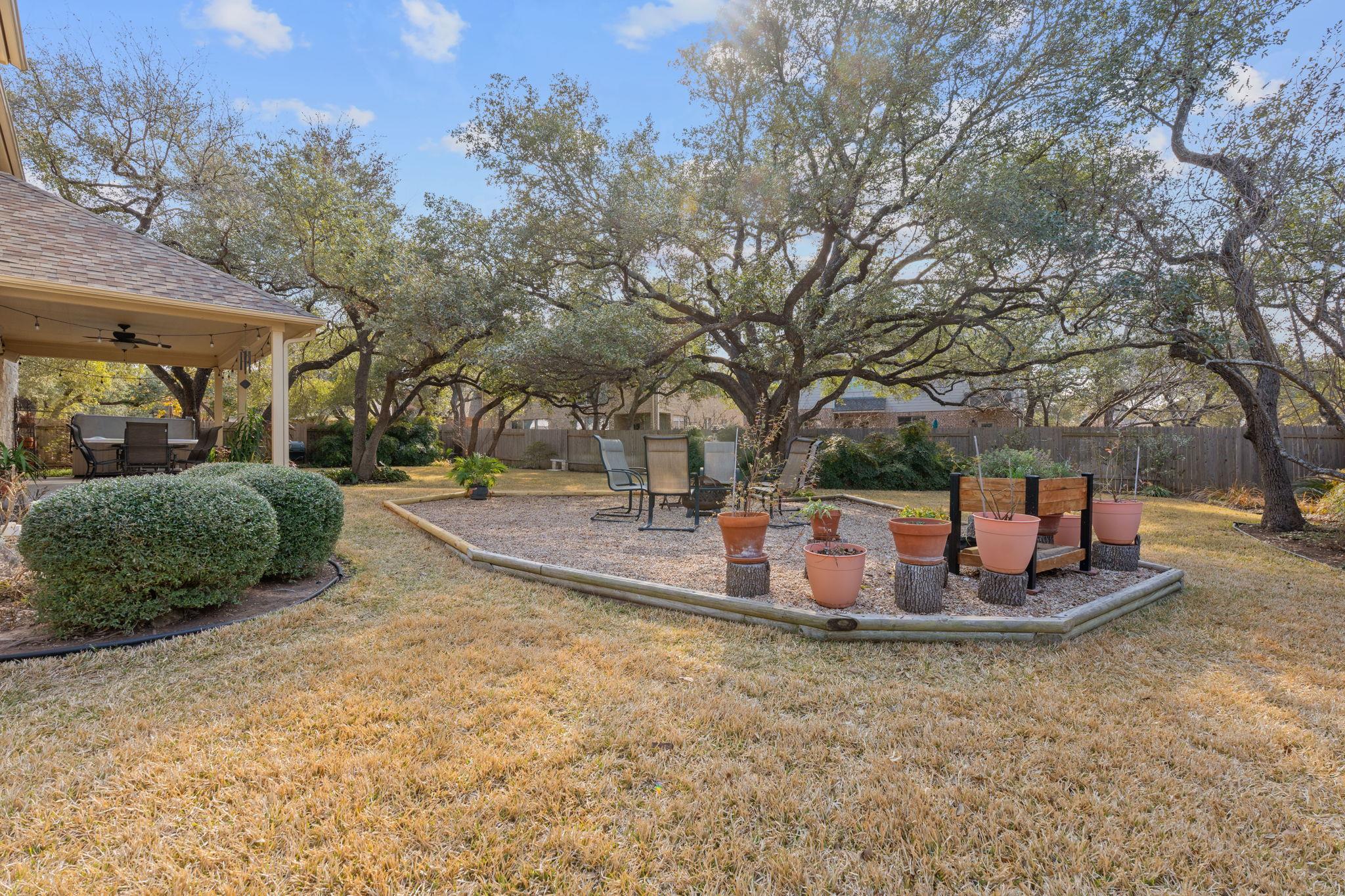 9916 Royal New Kent Dr, Austin, TX 78717