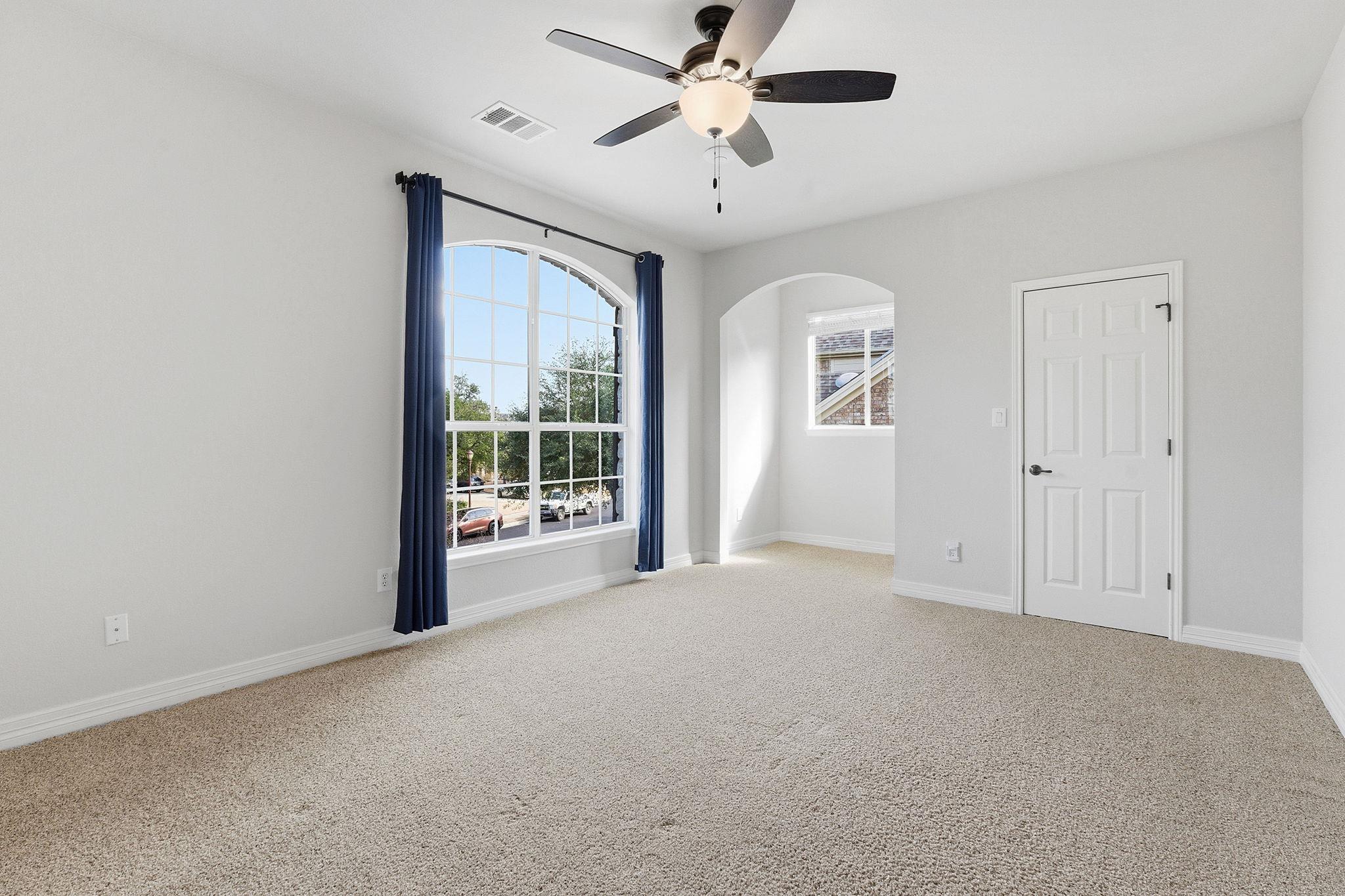 9916 Royal New Kent Dr, Austin, TX 78717