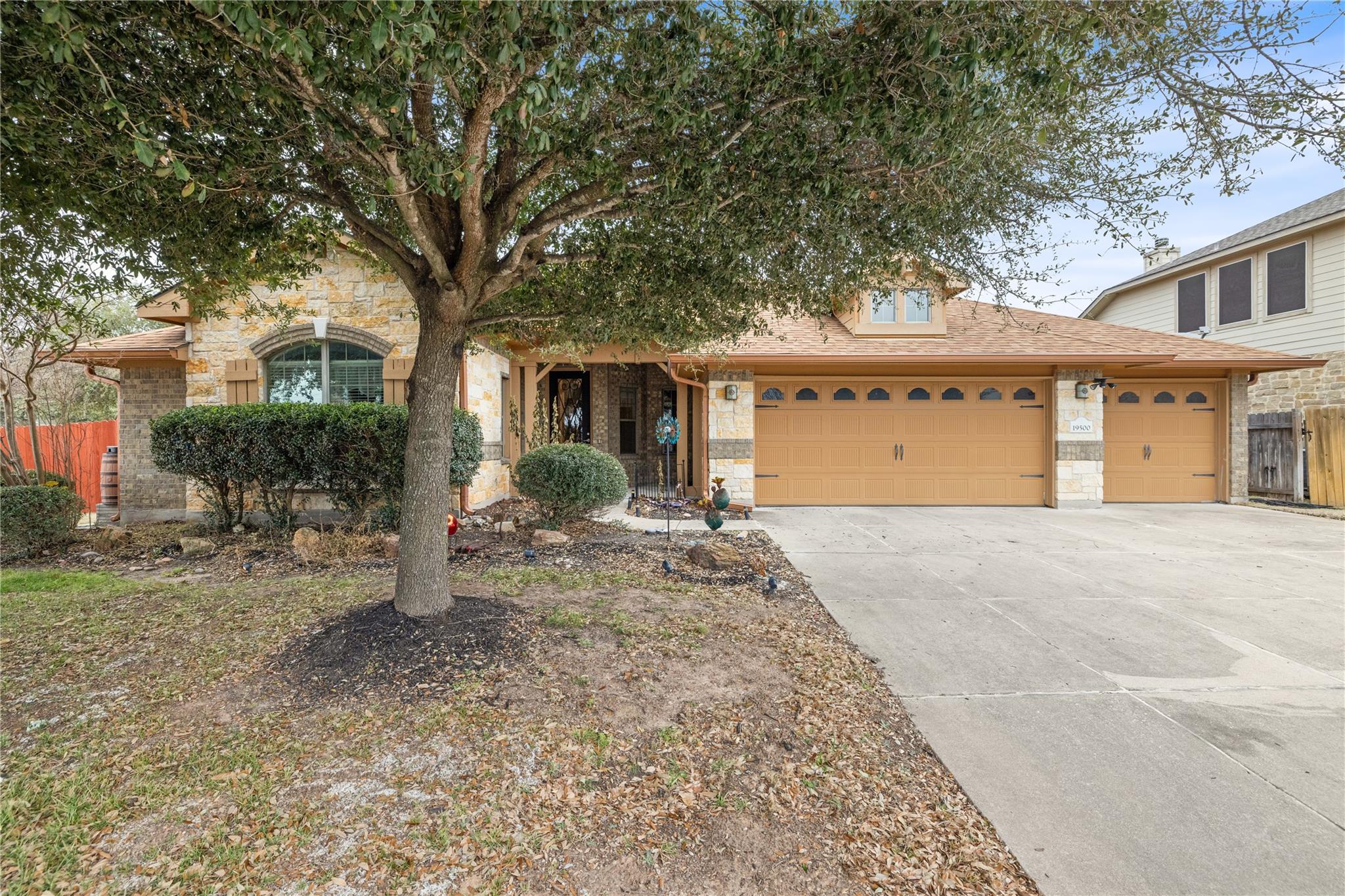 19500 Cheyenne Valley Dr, Round Rock, TX 78664