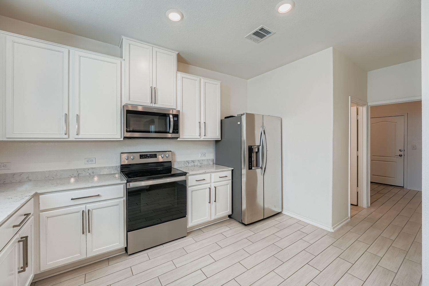 6313 Carriage Pines Dr, Del Valle, TX 78617