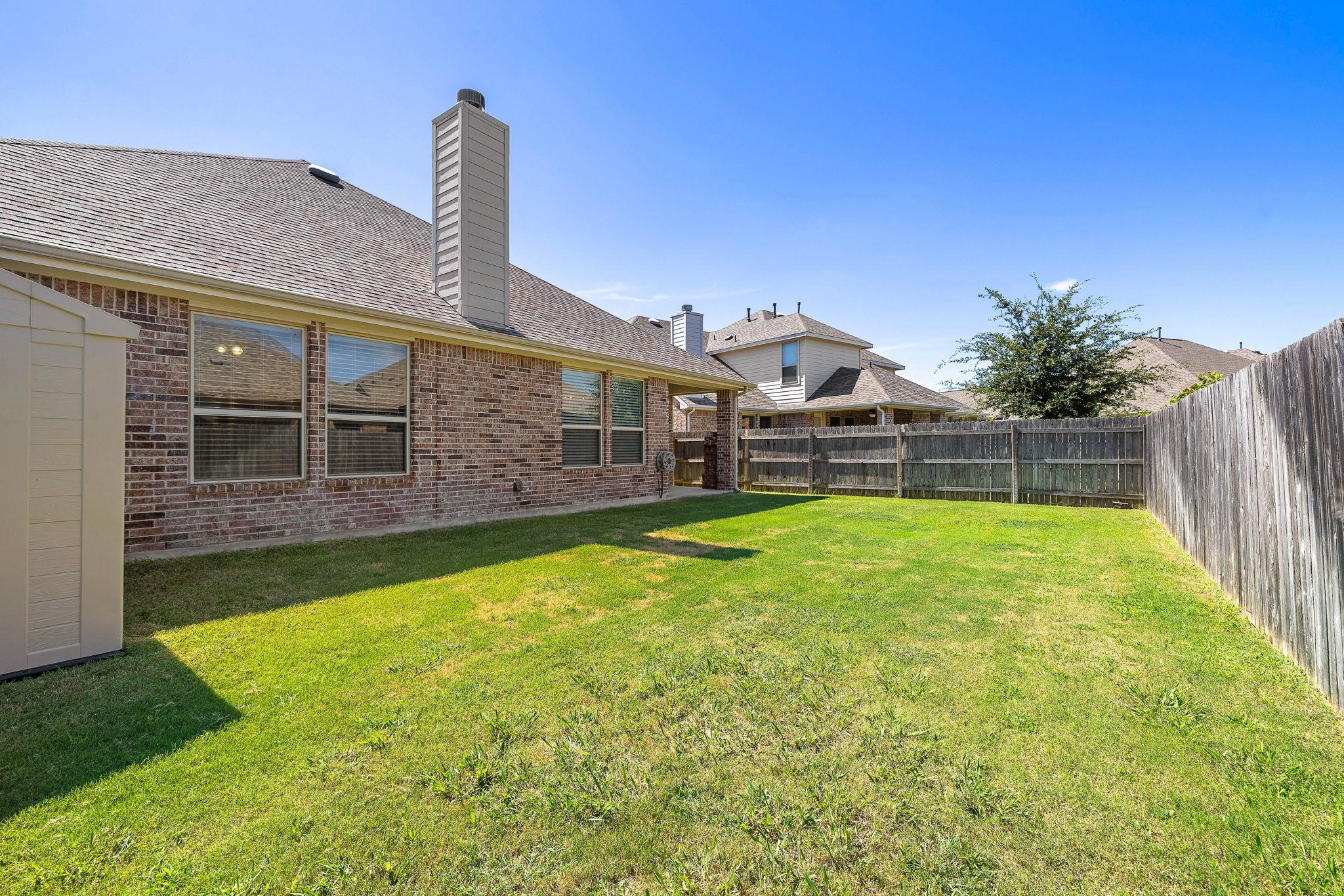 305 Miracle Rose Way, Liberty Hill, TX 78642
