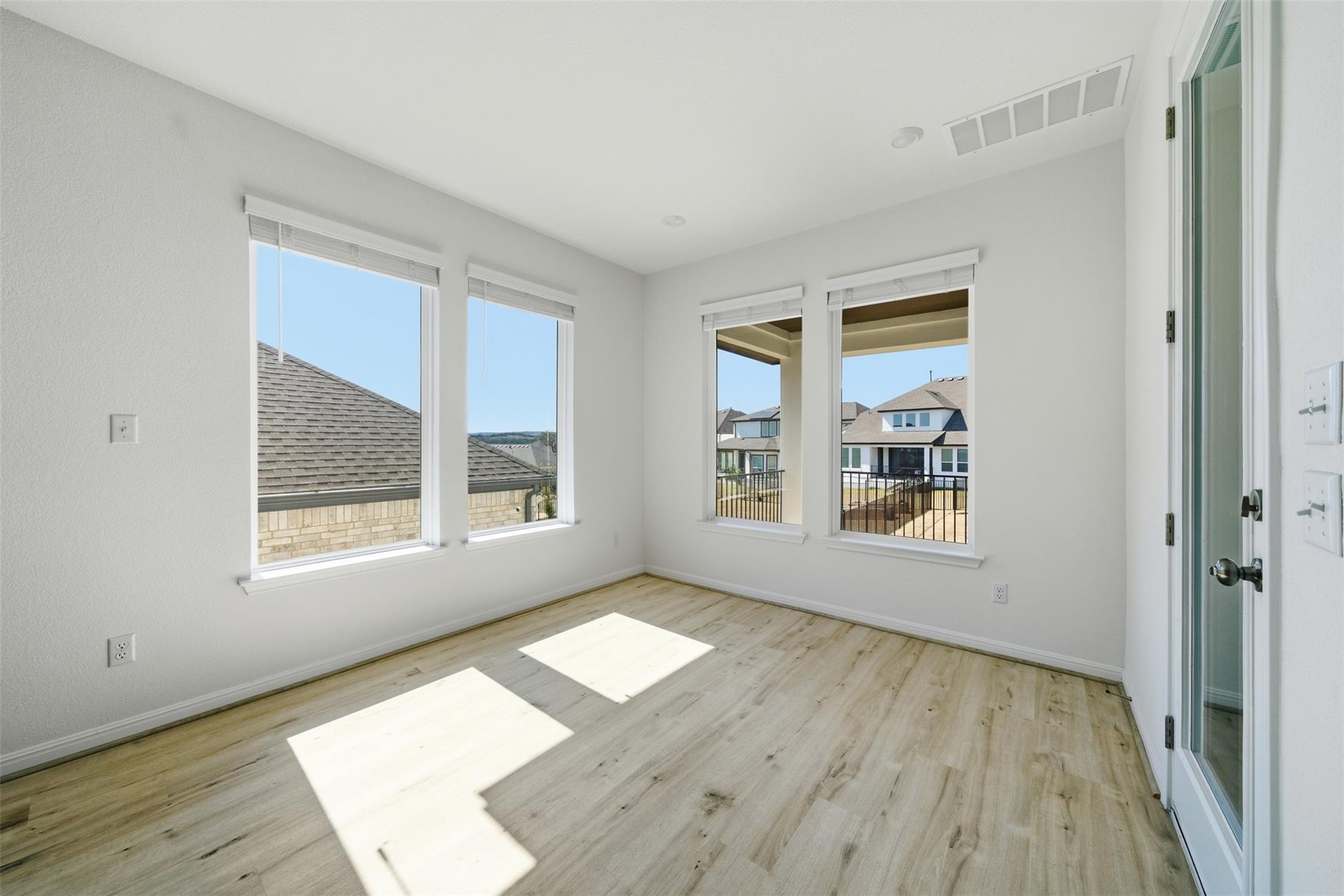 1977 Alasio Dr, Leander, TX 78641