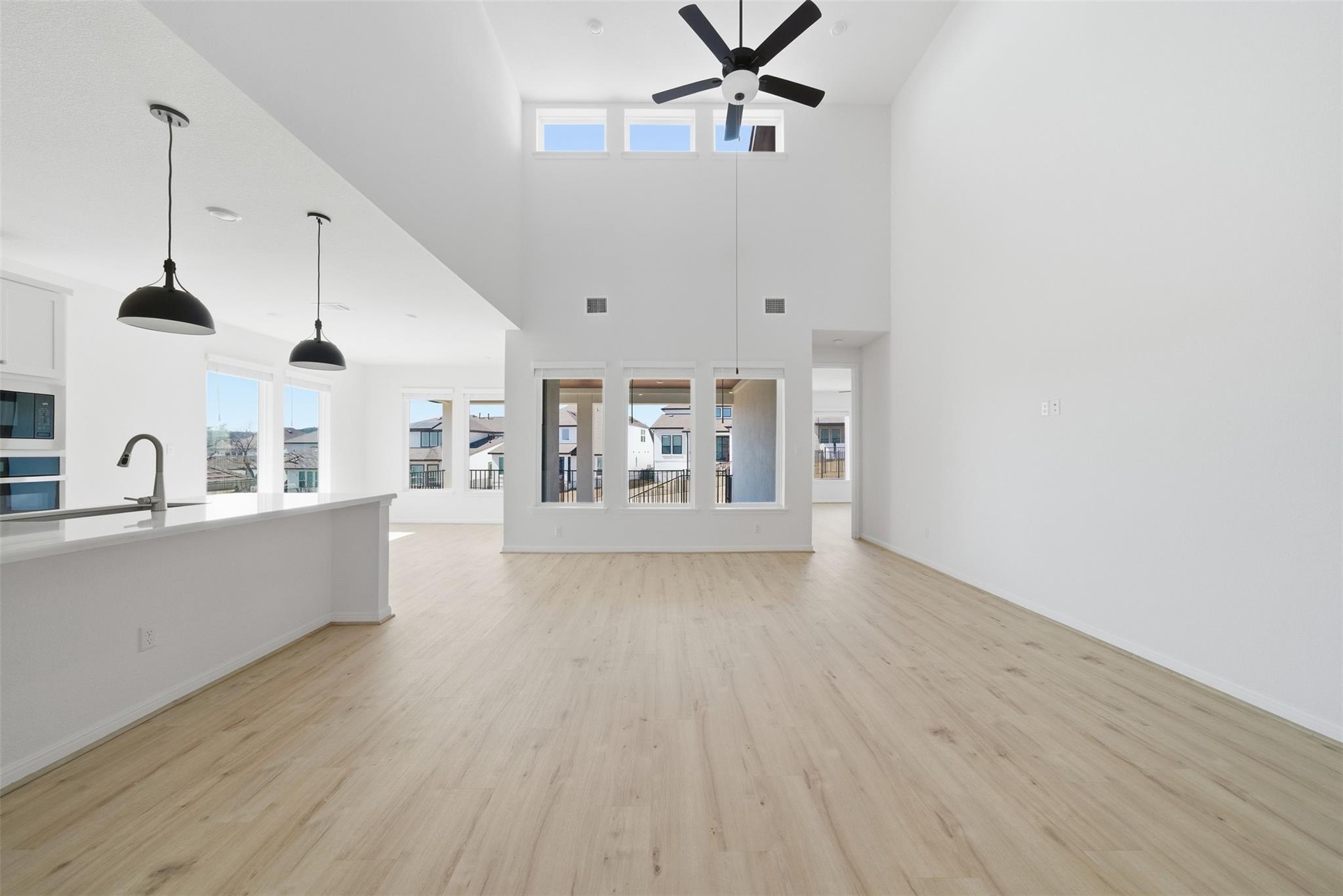 1977 Alasio Dr, Leander, TX 78641