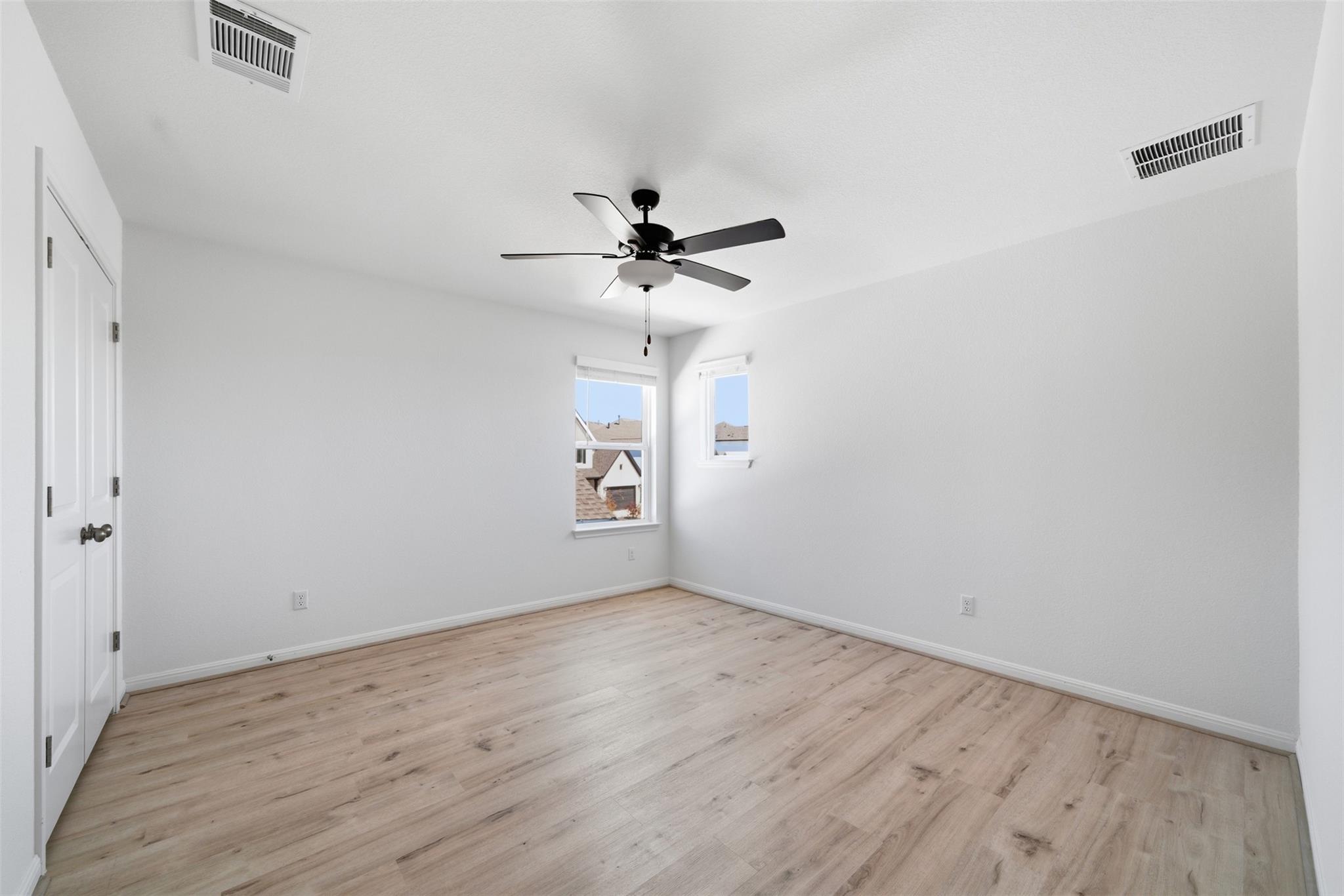 1977 Alasio Dr, Leander, TX 78641