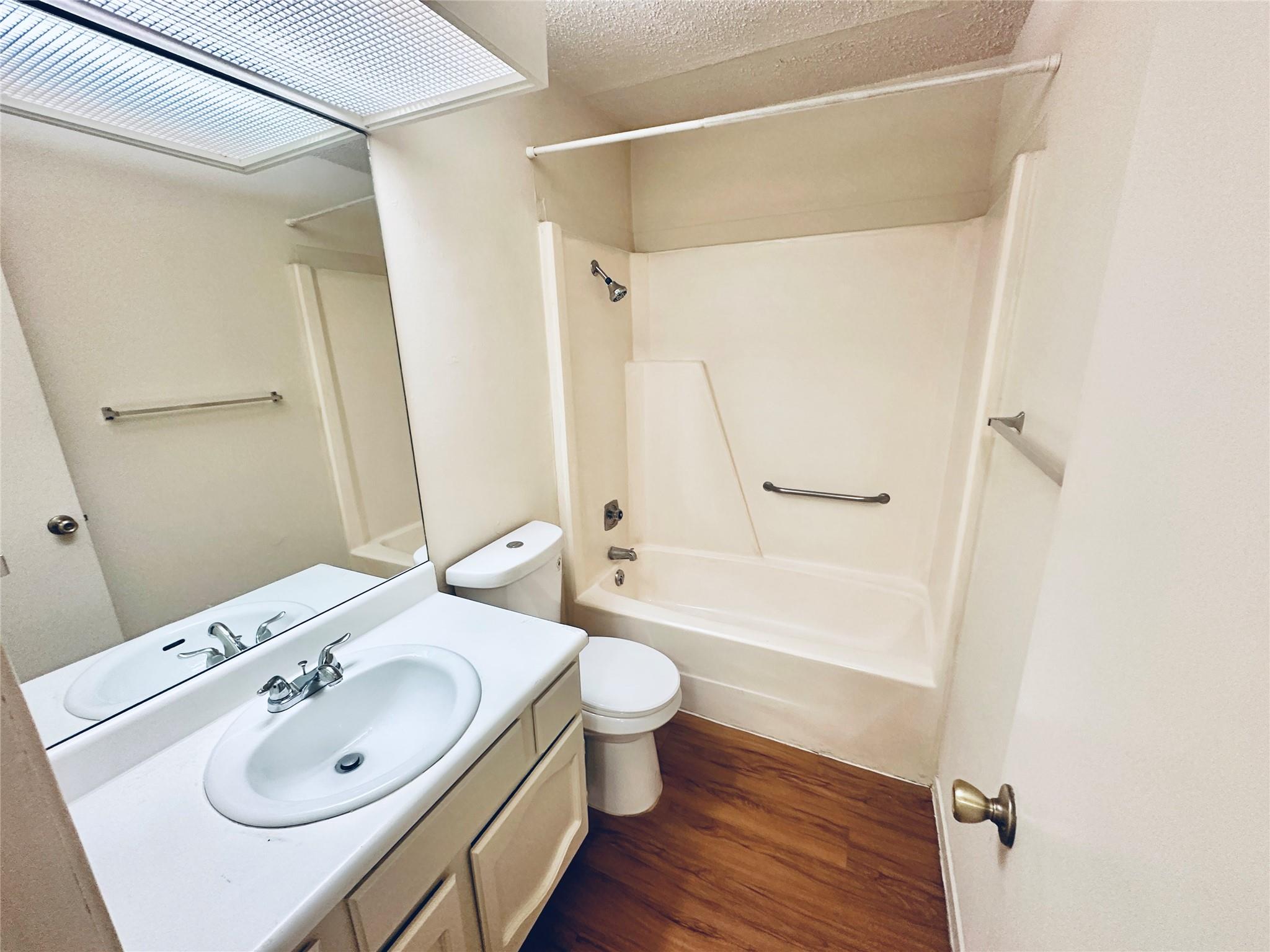 12504 Tree Line Dr # B, Austin, TX 78729