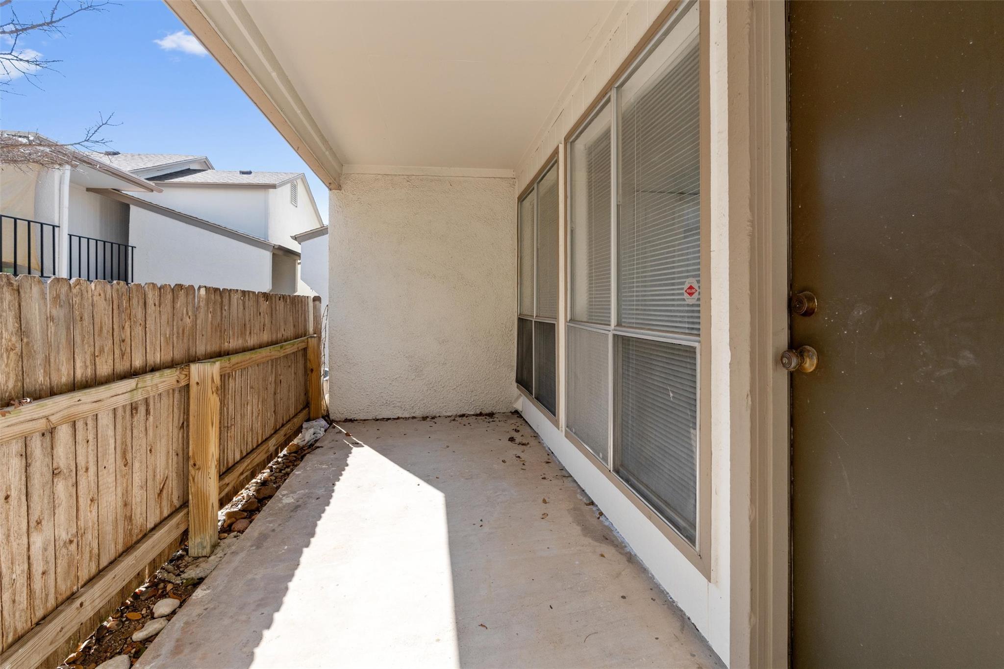 6910 Hart Ln # 203, Austin, TX 78731