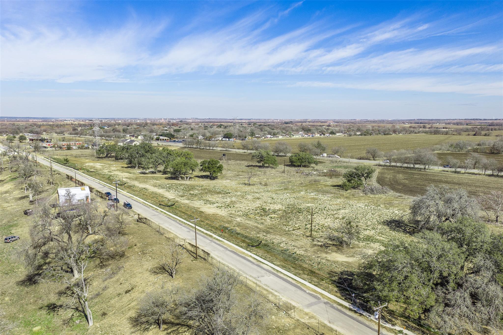 600 NW River Rd, Martindale, TX 78655