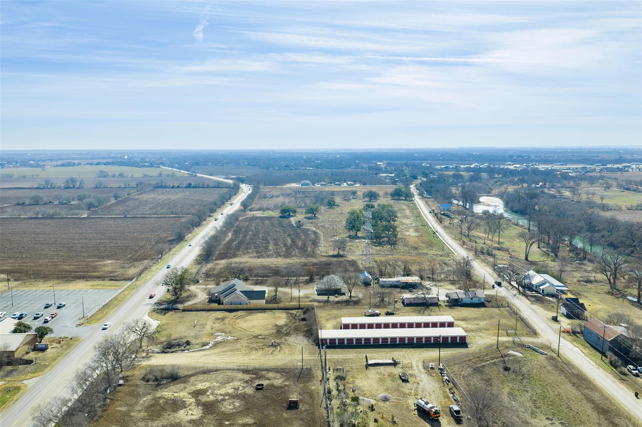 600 NW River Rd, Martindale, TX 78655