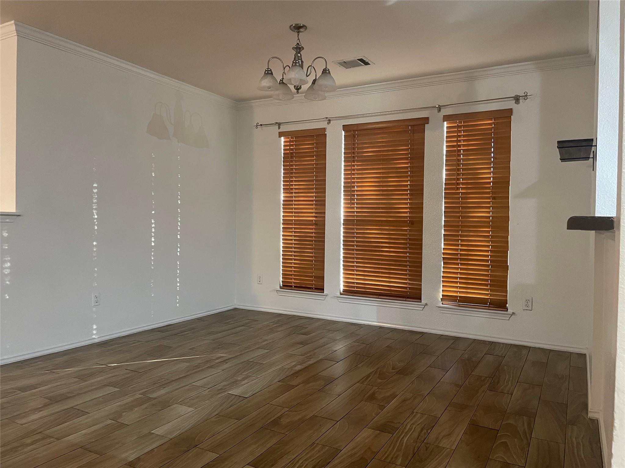 15137 Sarah's Creek Dr, Pflugerville, TX 78660