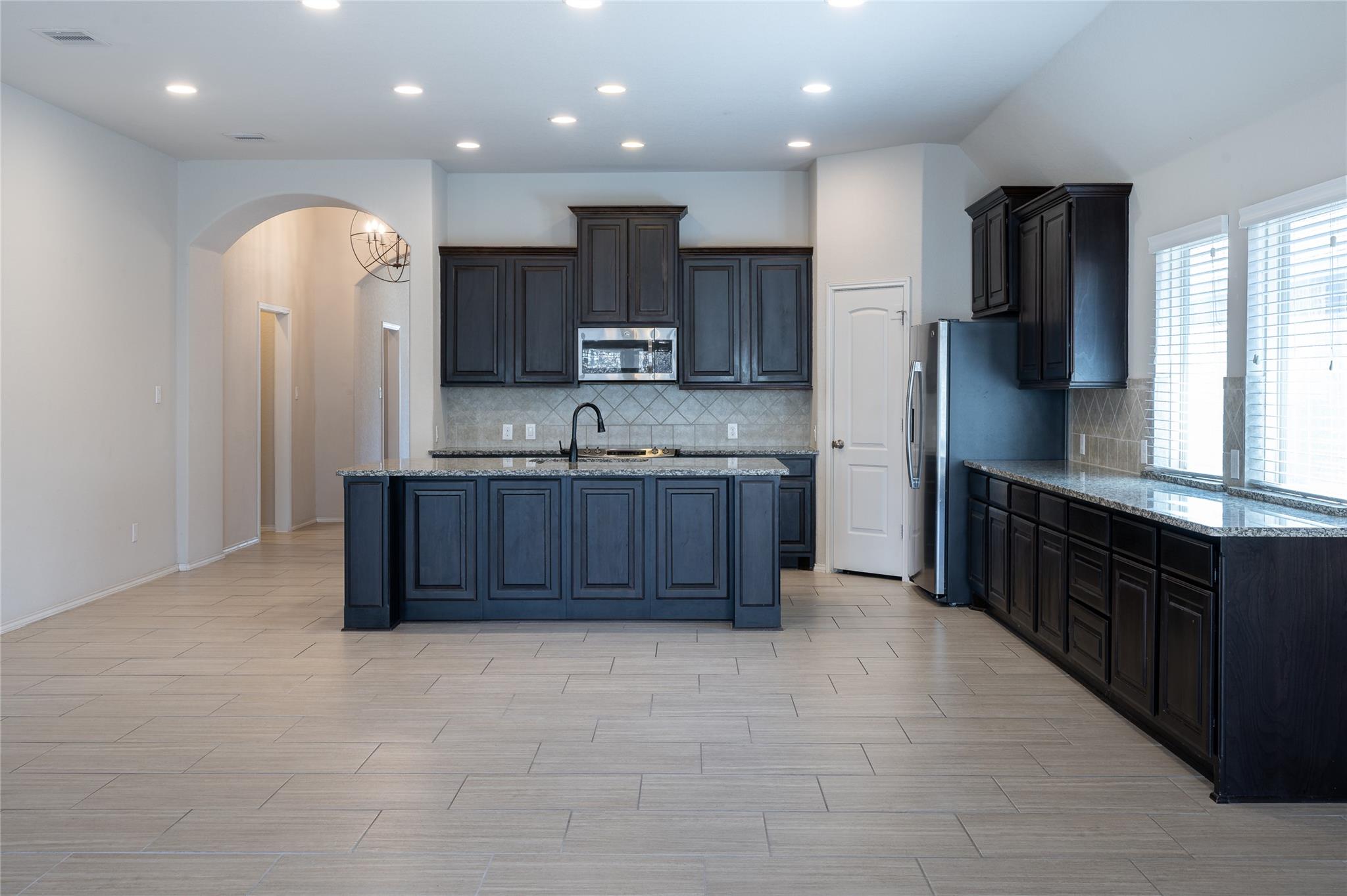 2138 Rustling Way, Seguin, TX 78155