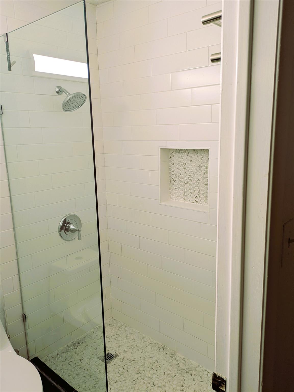 8901 Trone Cir # C, Austin, TX 78758