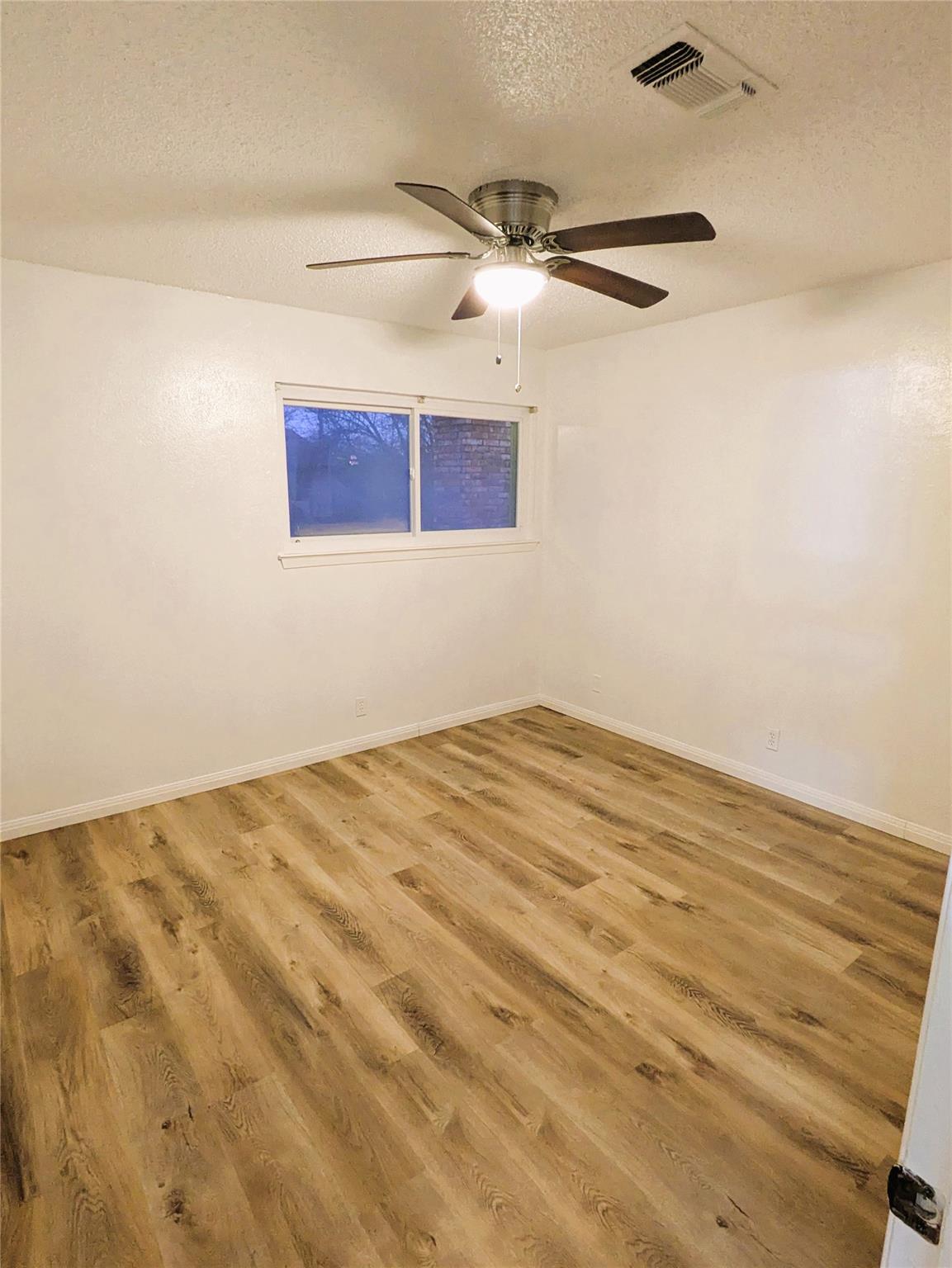 8901 Trone Cir # C, Austin, TX 78758