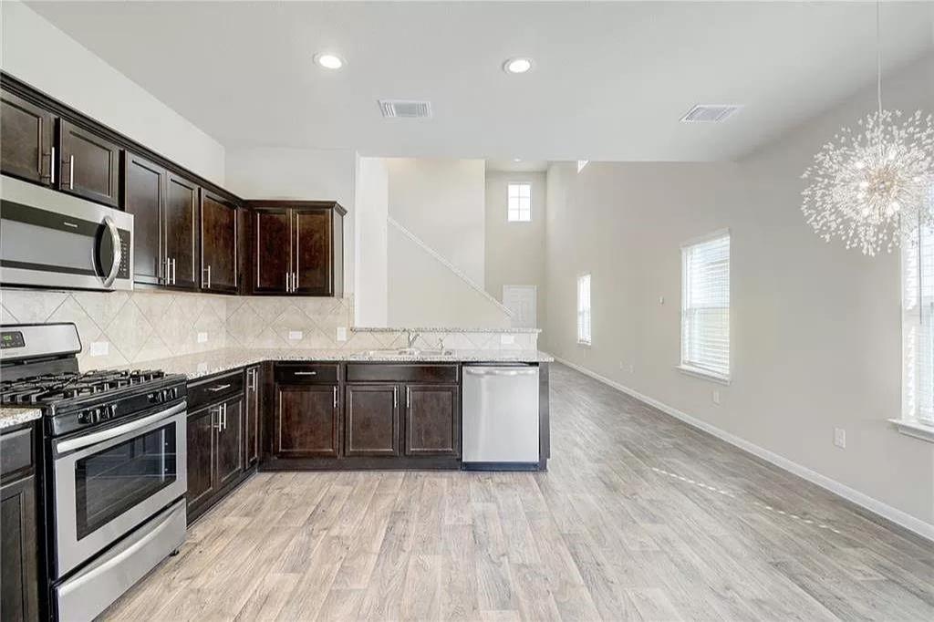 3113 Tilmon Ln, Austin, TX 78725