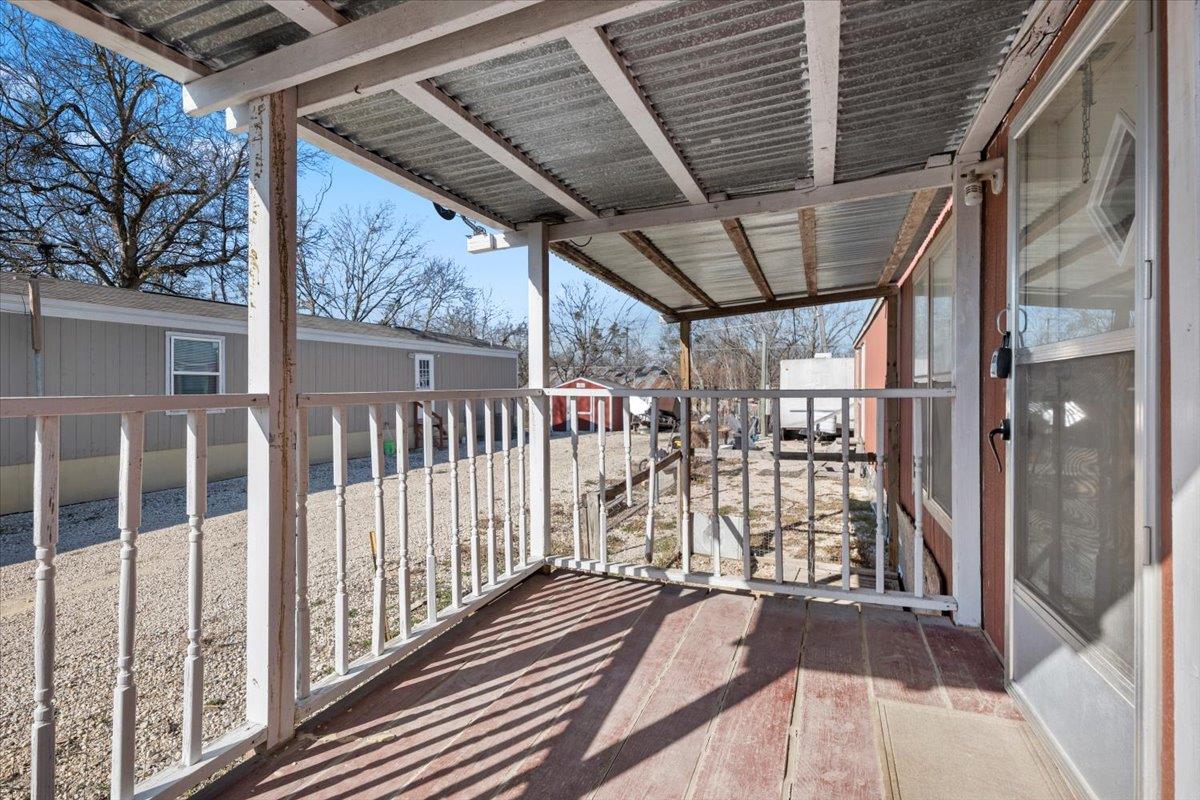 337 SW Front St, Bartlett, TX 76511