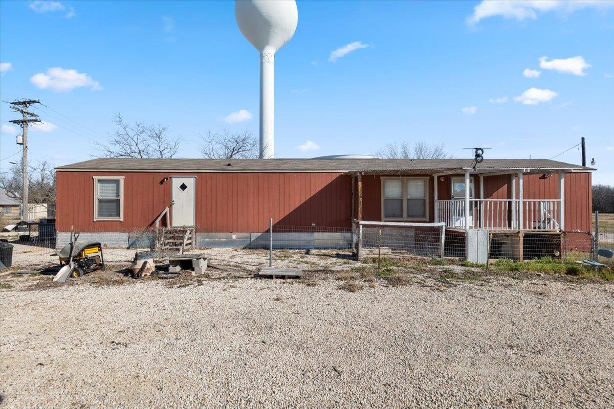 337 SW Front St, Bartlett, TX 76511