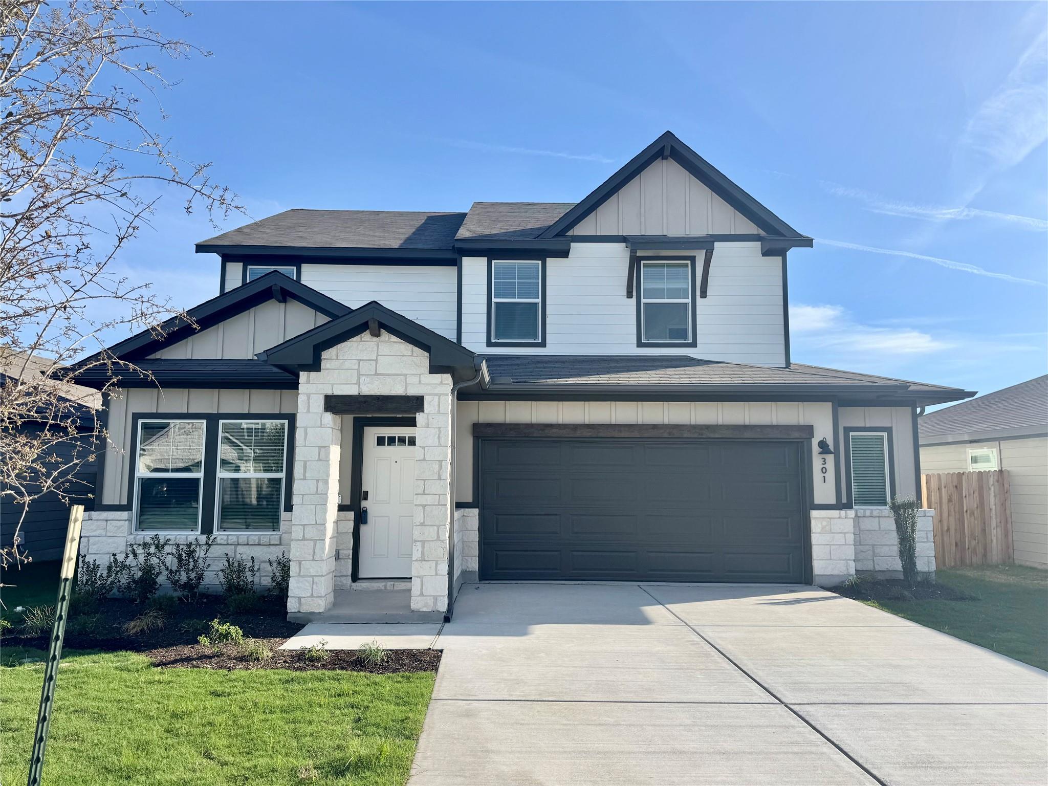 301 Texas Agate Dr, Kyle, TX 78640