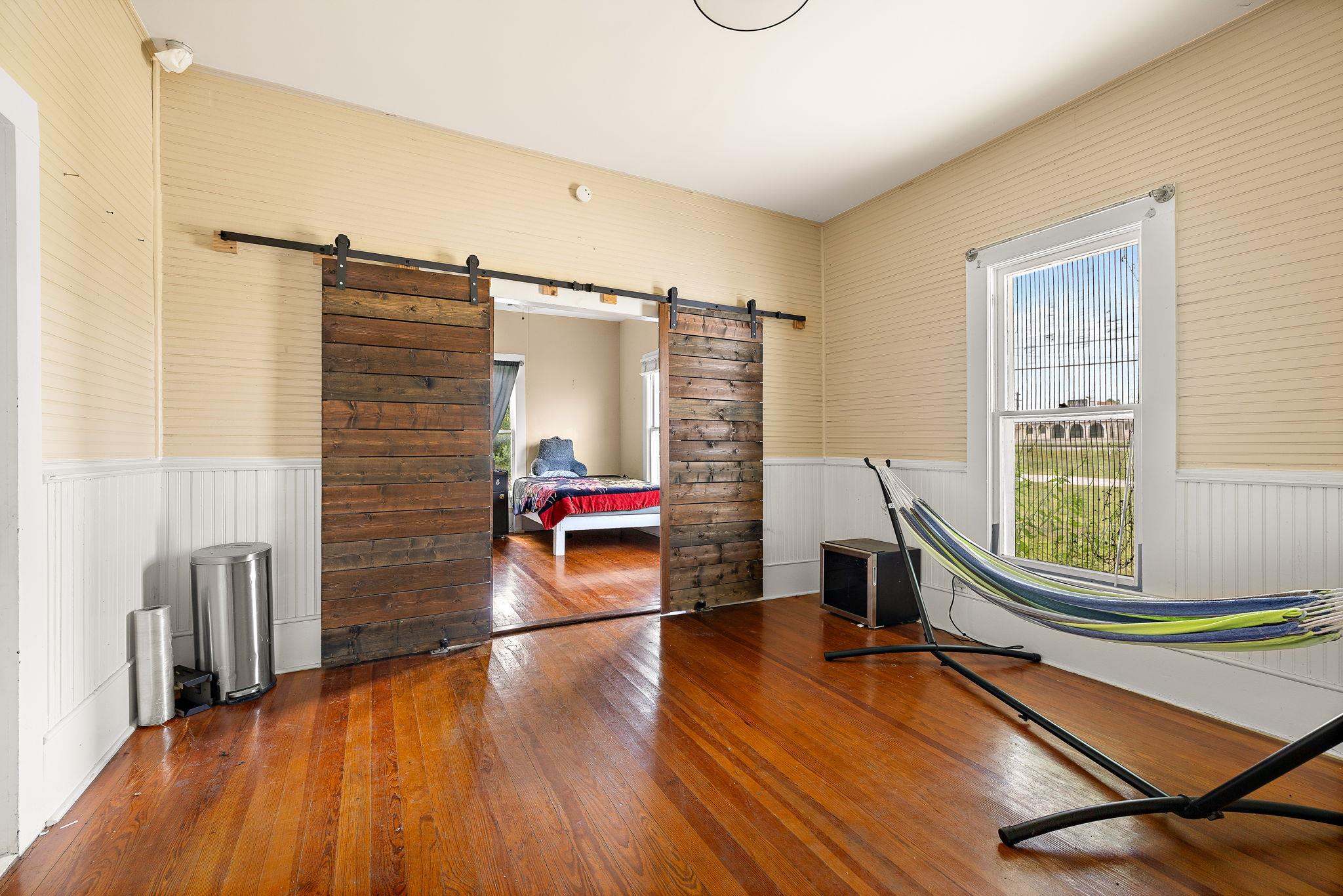 103 E Willis St, Leander, TX 78641