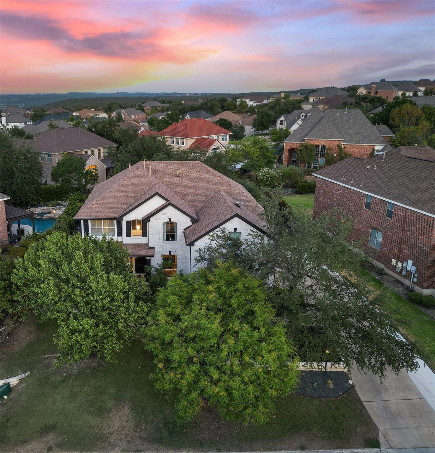 144 Sebastians Run, Austin, TX 78738
