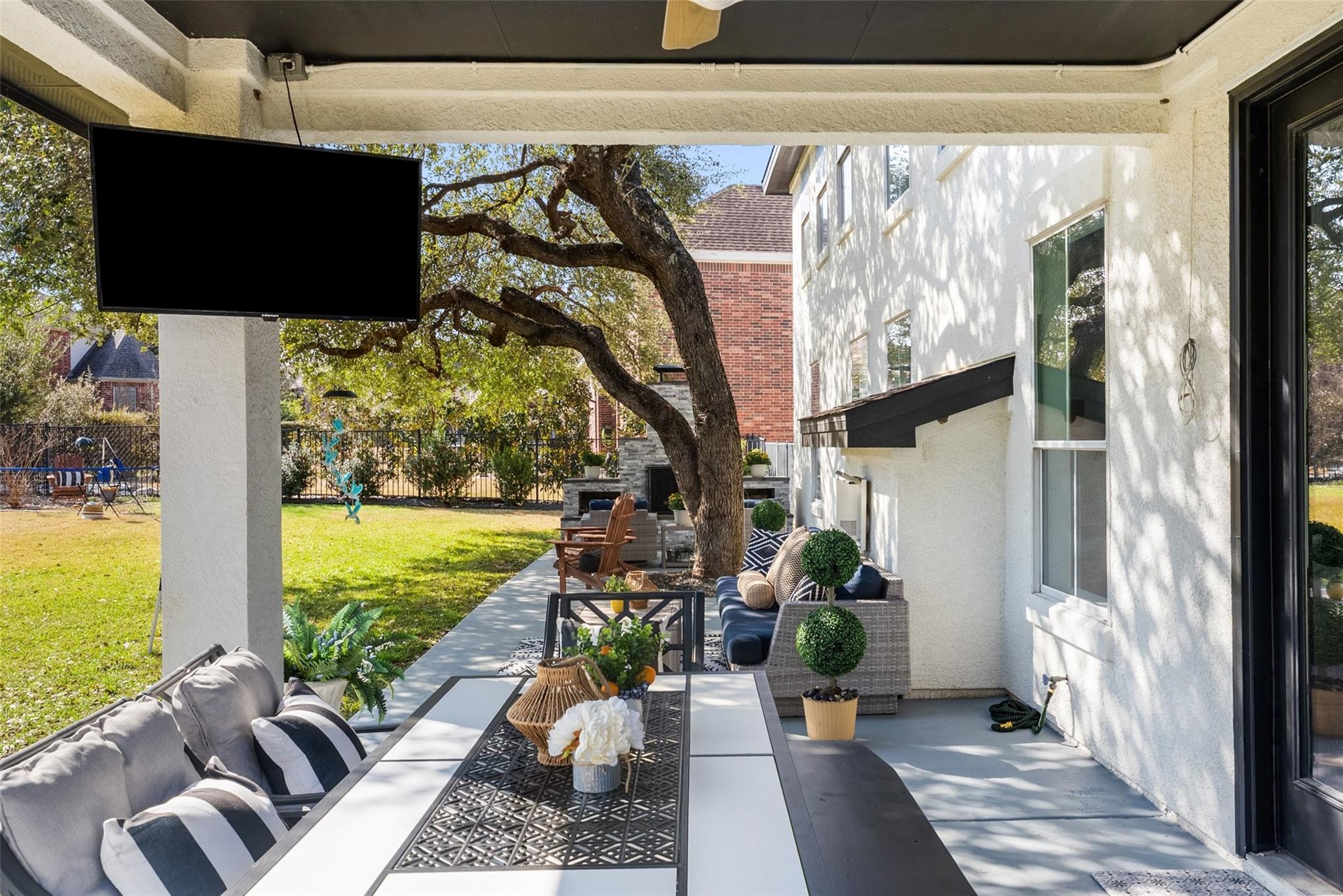 144 Sebastians Run, Austin, TX 78738