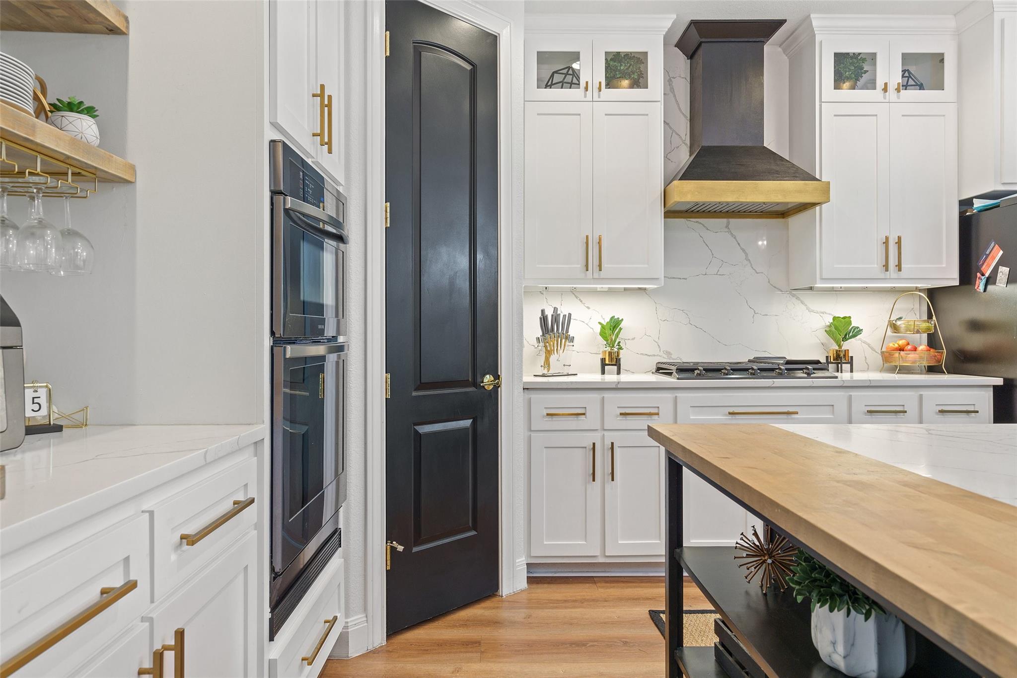 144 Sebastians Run, Austin, TX 78738