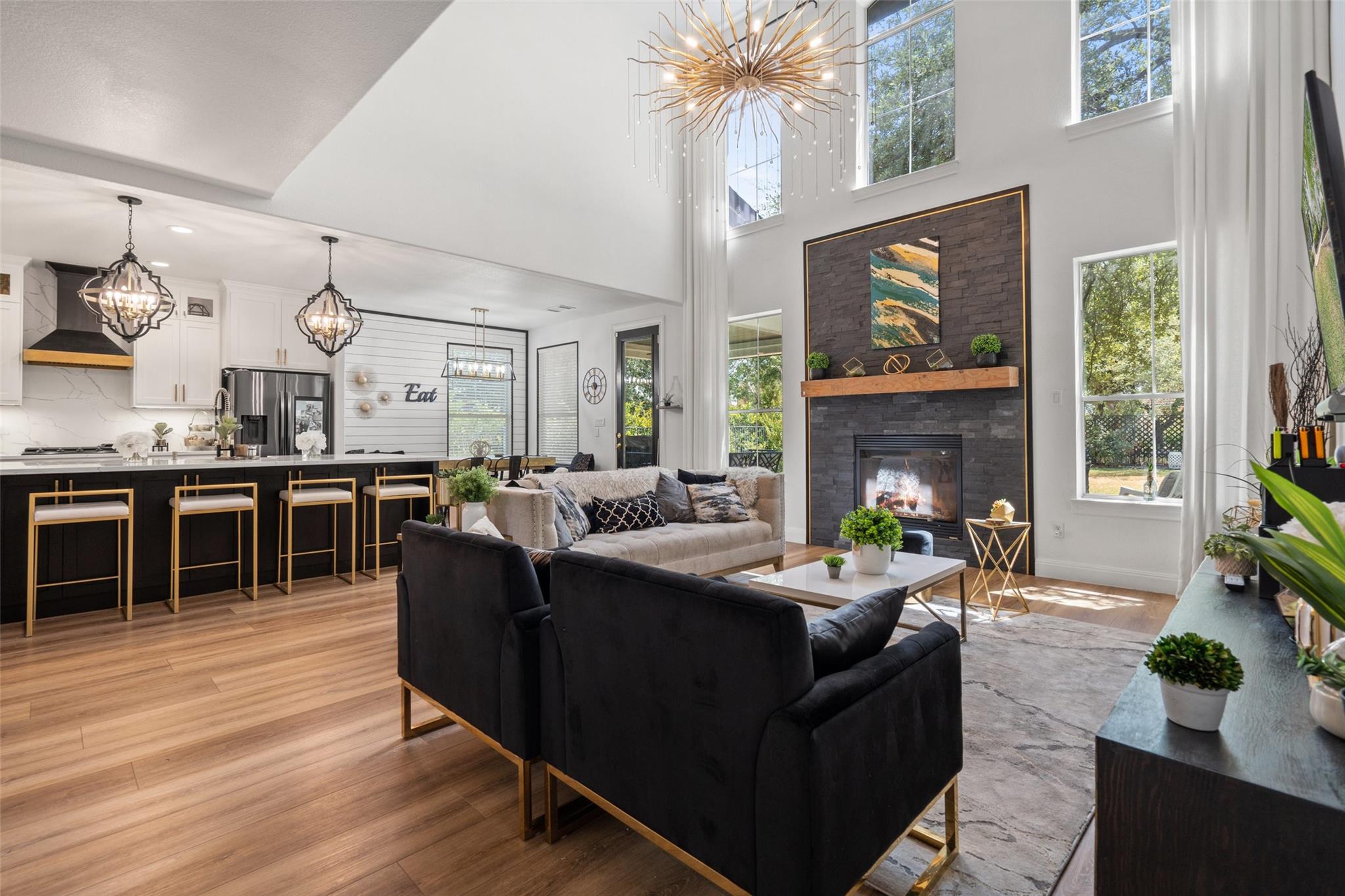 144 Sebastians Run, Austin, TX 78738