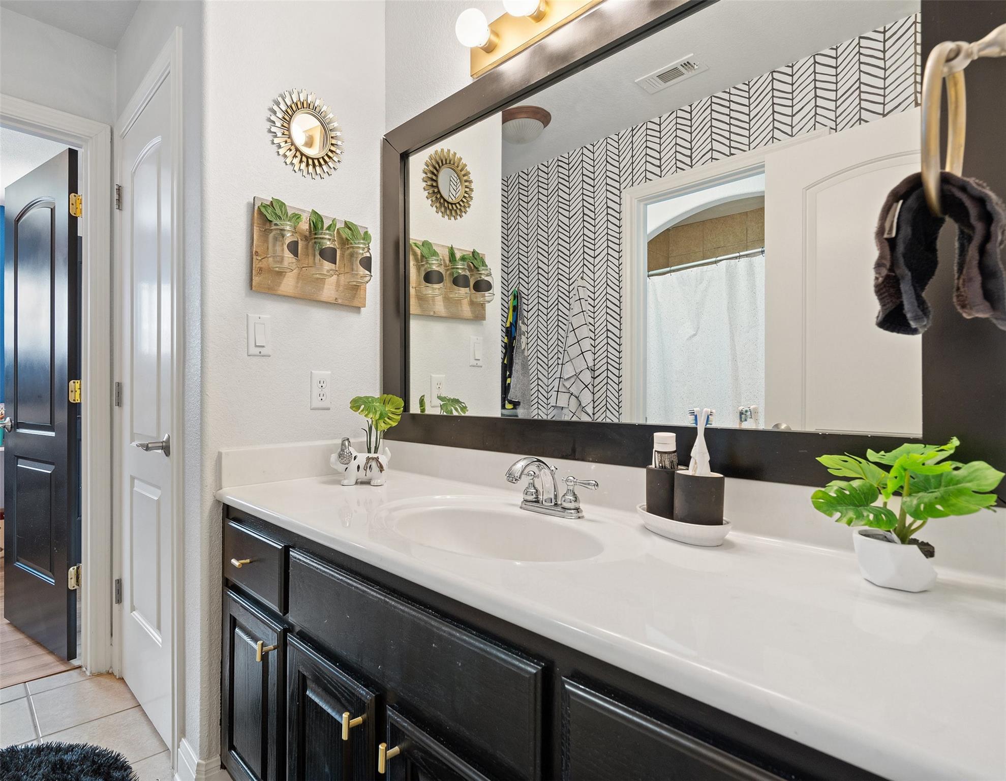 144 Sebastians Run, Austin, TX 78738