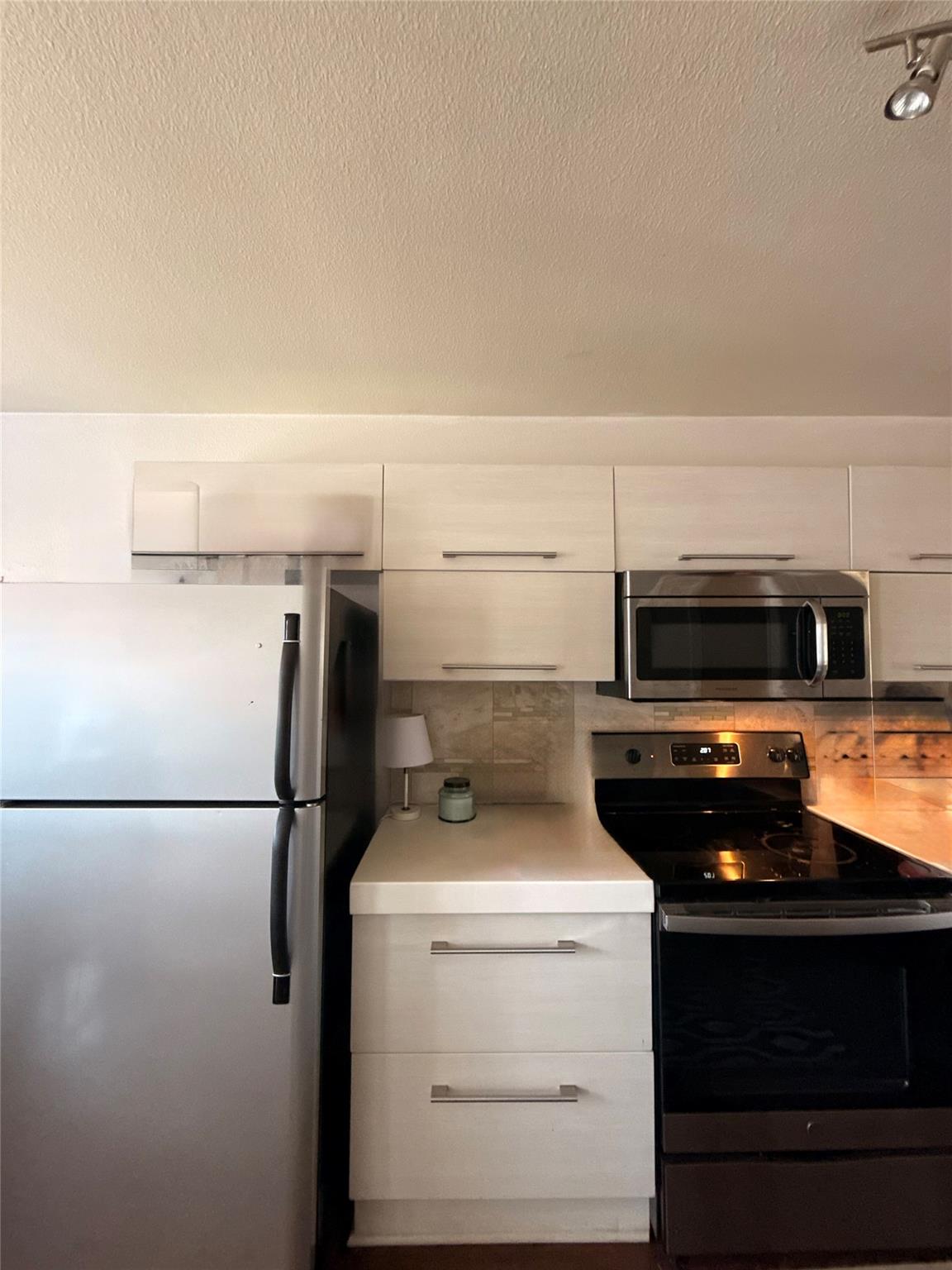 1101 Grove Blvd # 502, Austin, TX 78741