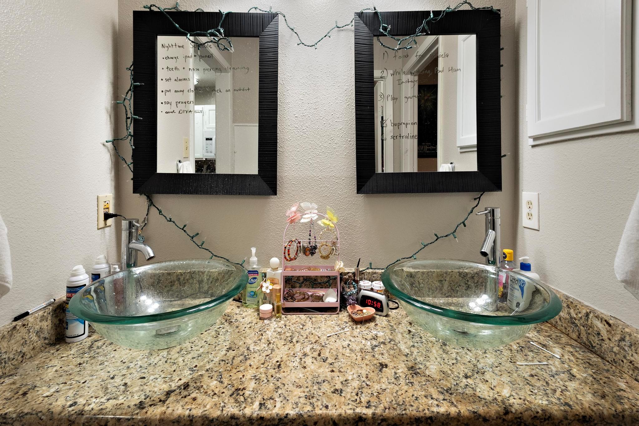 2210 Pearl St # 305, Austin, TX 78705