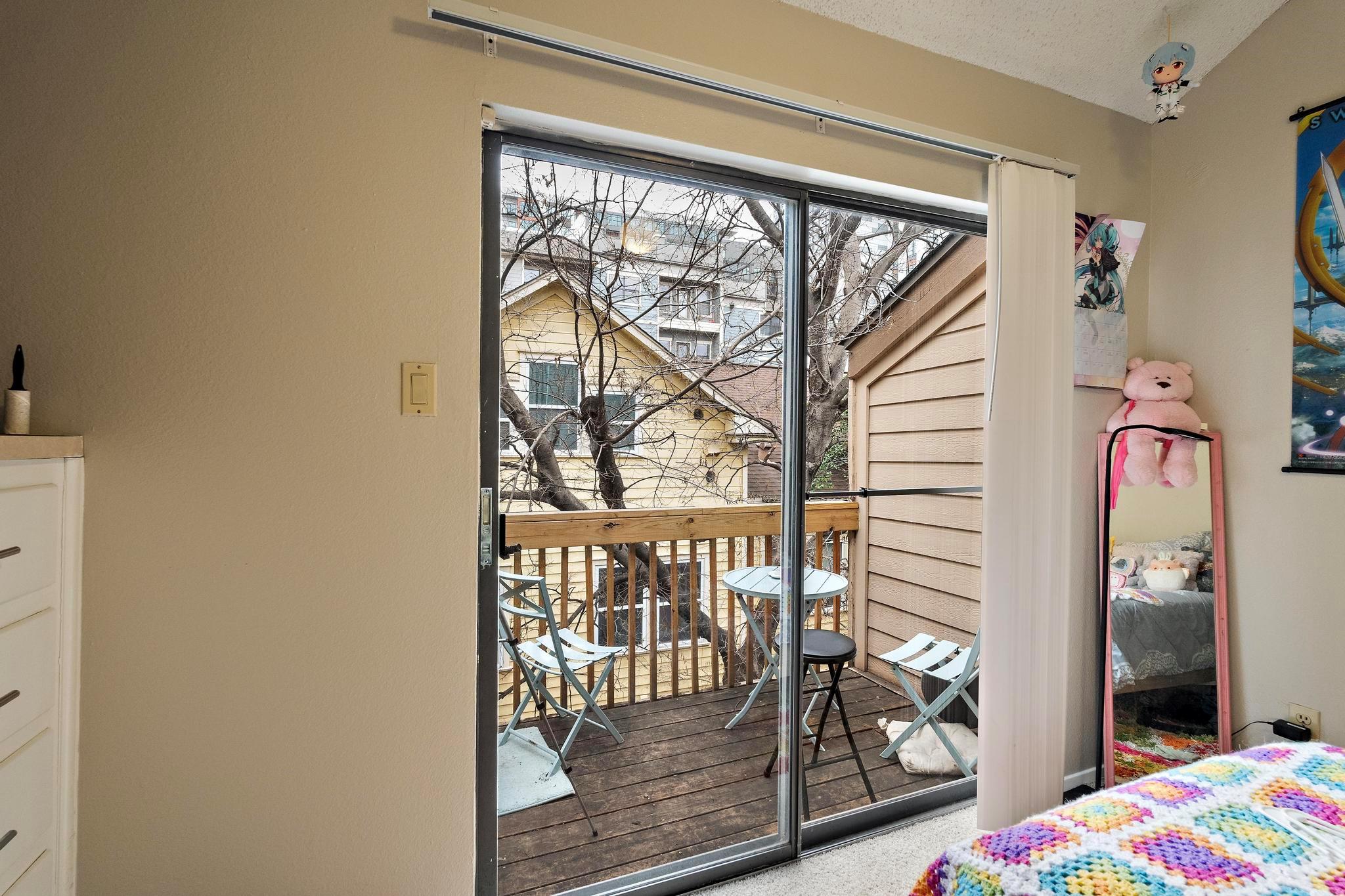 2210 Pearl St # 305, Austin, TX 78705