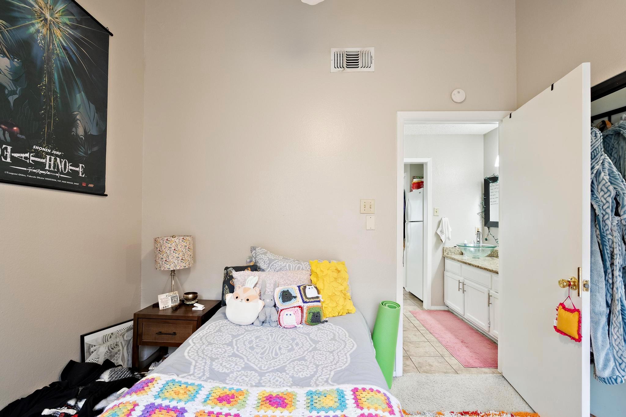 2210 Pearl St # 305, Austin, TX 78705