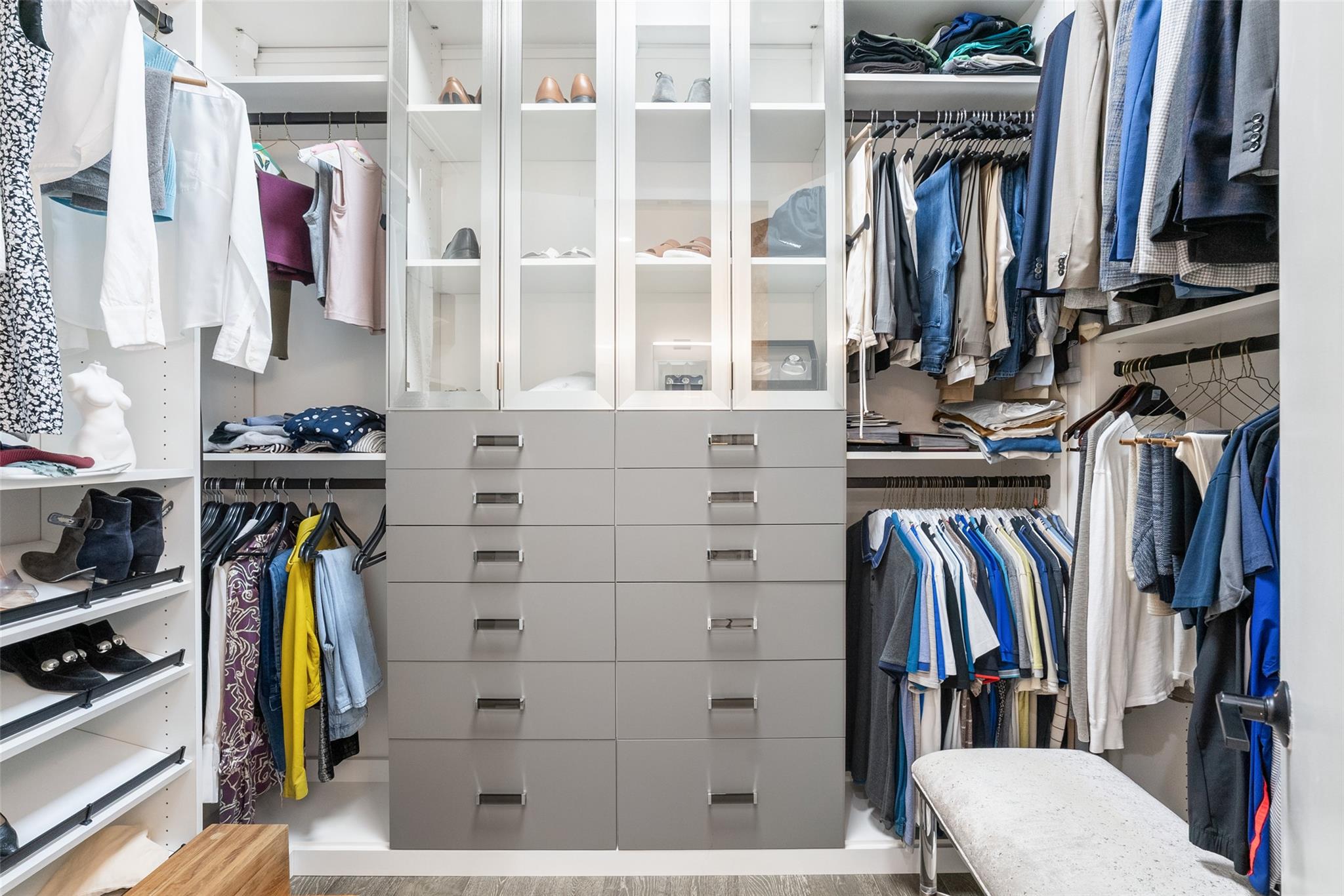 800 Embassy Dr # 605, Austin, TX 78702