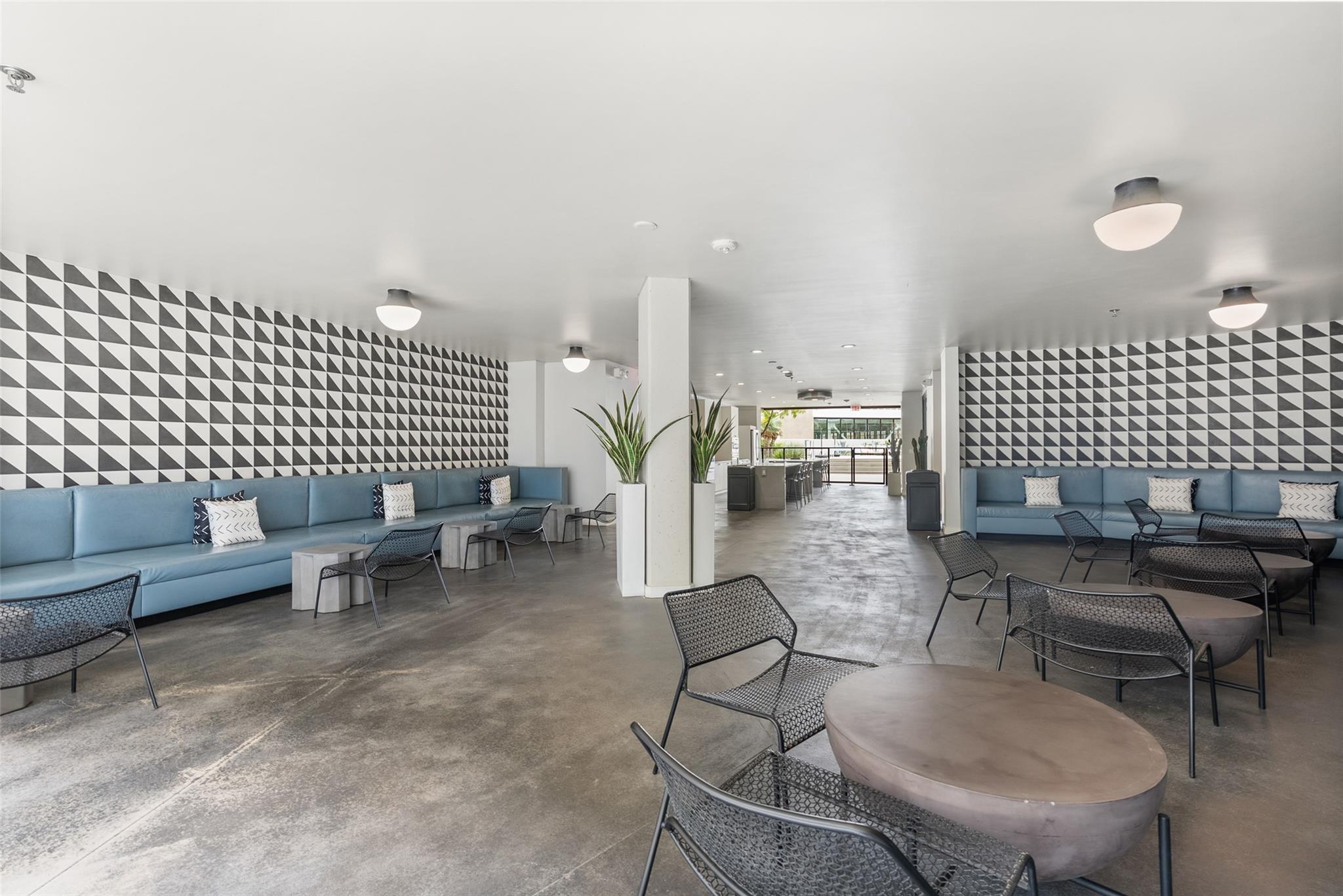 800 Embassy Dr # 605, Austin, TX 78702