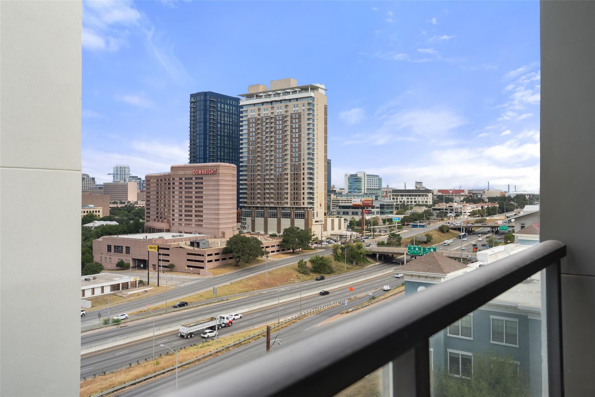 800 Embassy Dr # 605, Austin, TX 78702