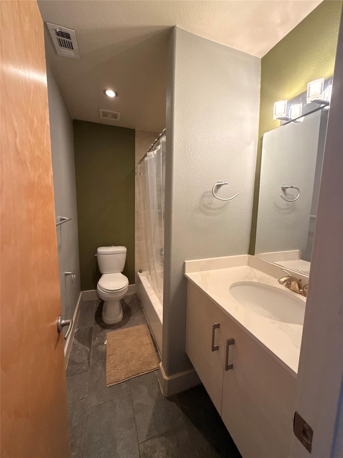 1101 Grove Blvd # 502, Austin, TX 78741