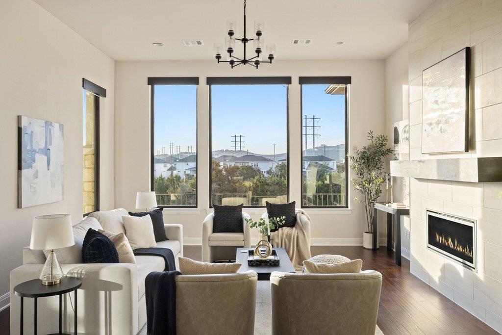 905 Tomichi Trl, Austin, TX 78738