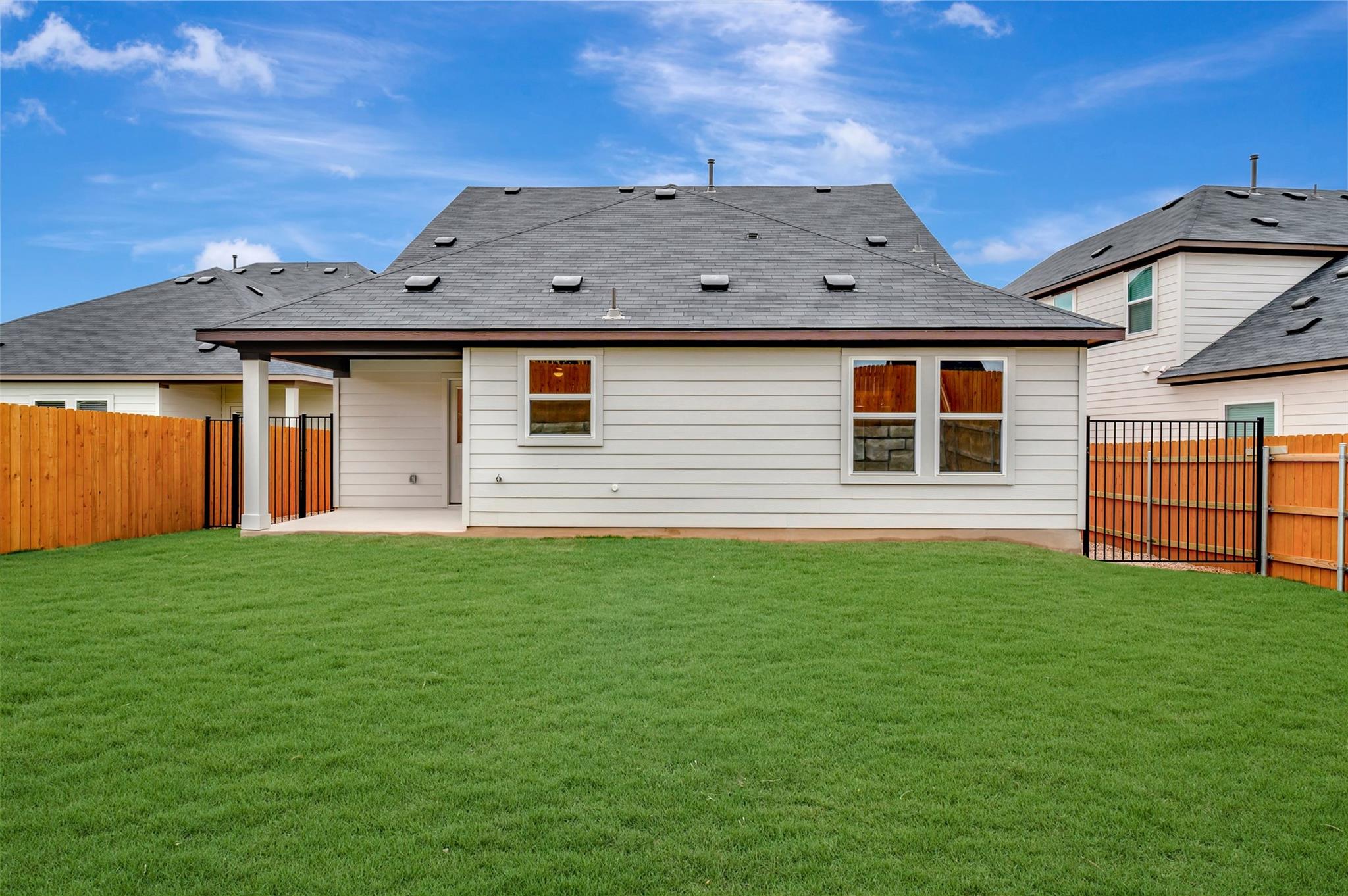 4525 Bridal Veil Dr, Austin, TX 78747