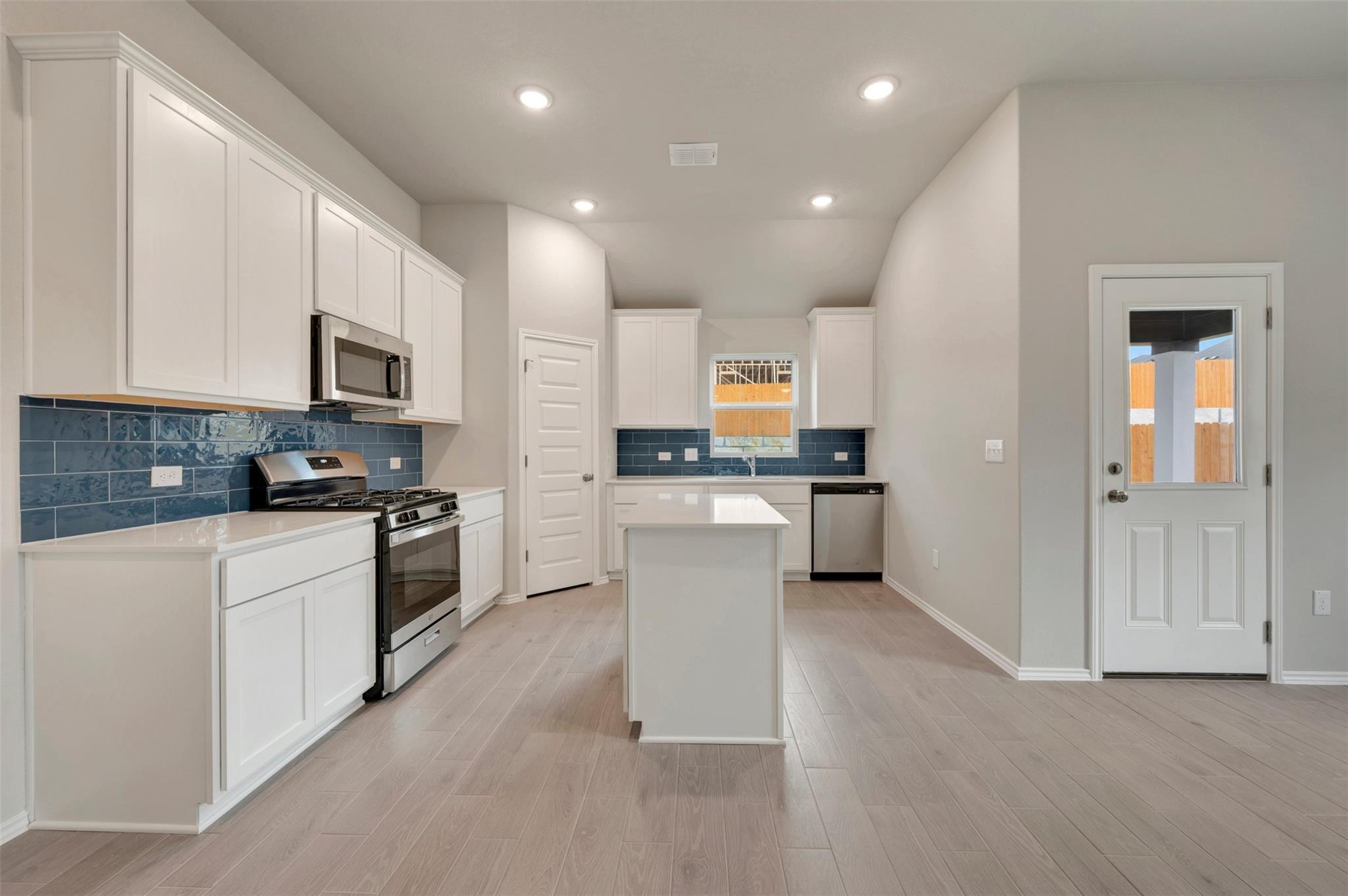 4525 Bridal Veil Dr, Austin, TX 78747