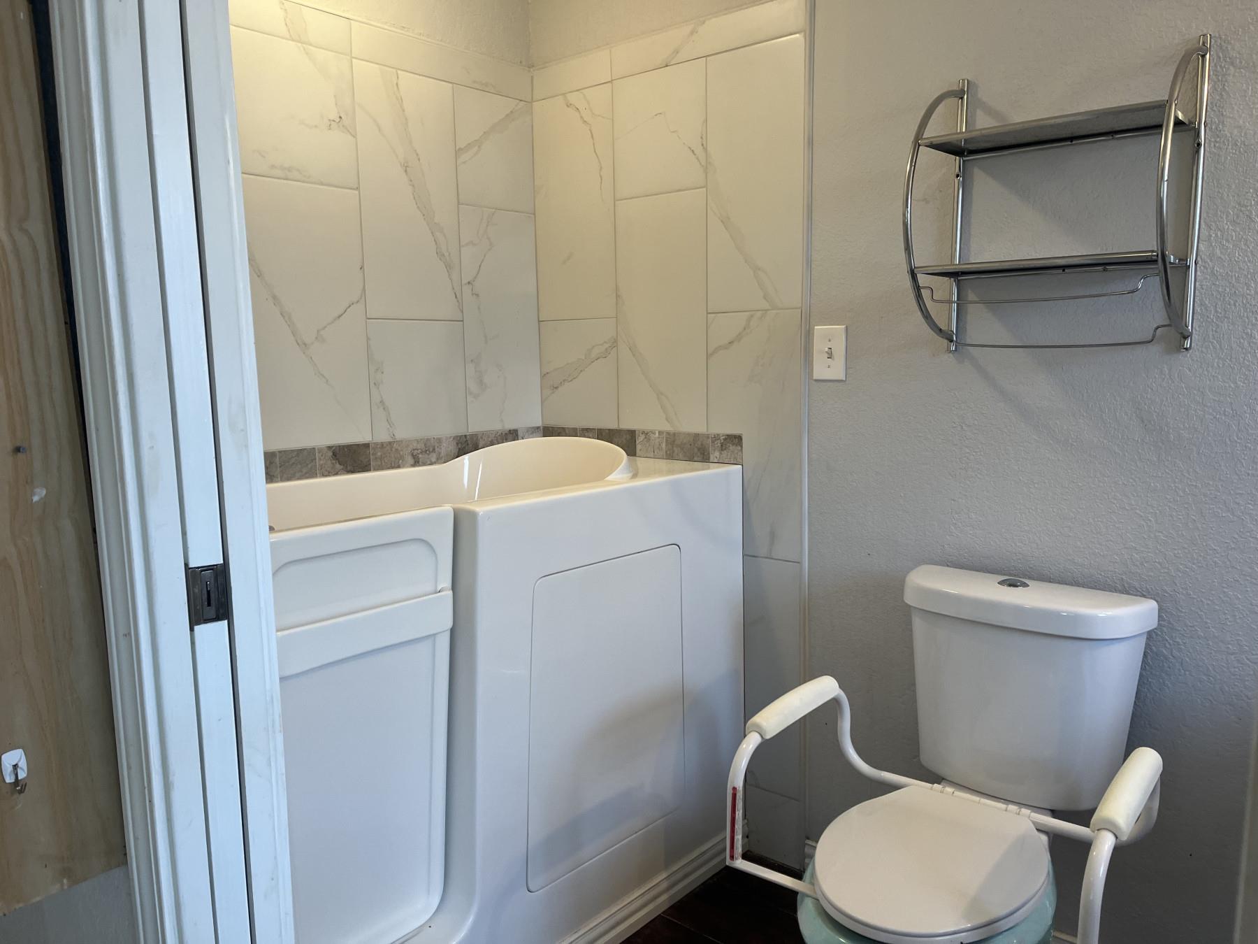 3908 Lakecliff Dr, Harker Heights, TX 76548