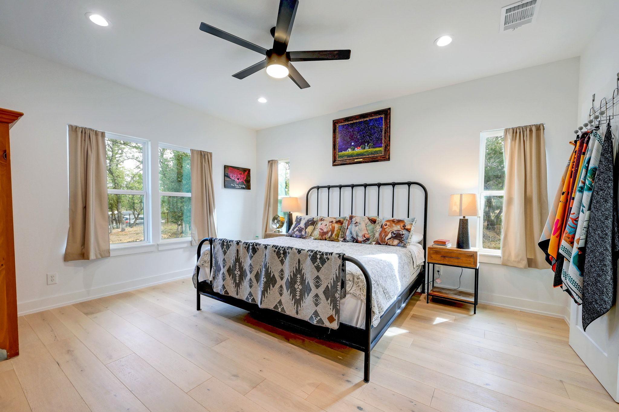 200 Rust Ranch Rd, Blanco, TX 78606