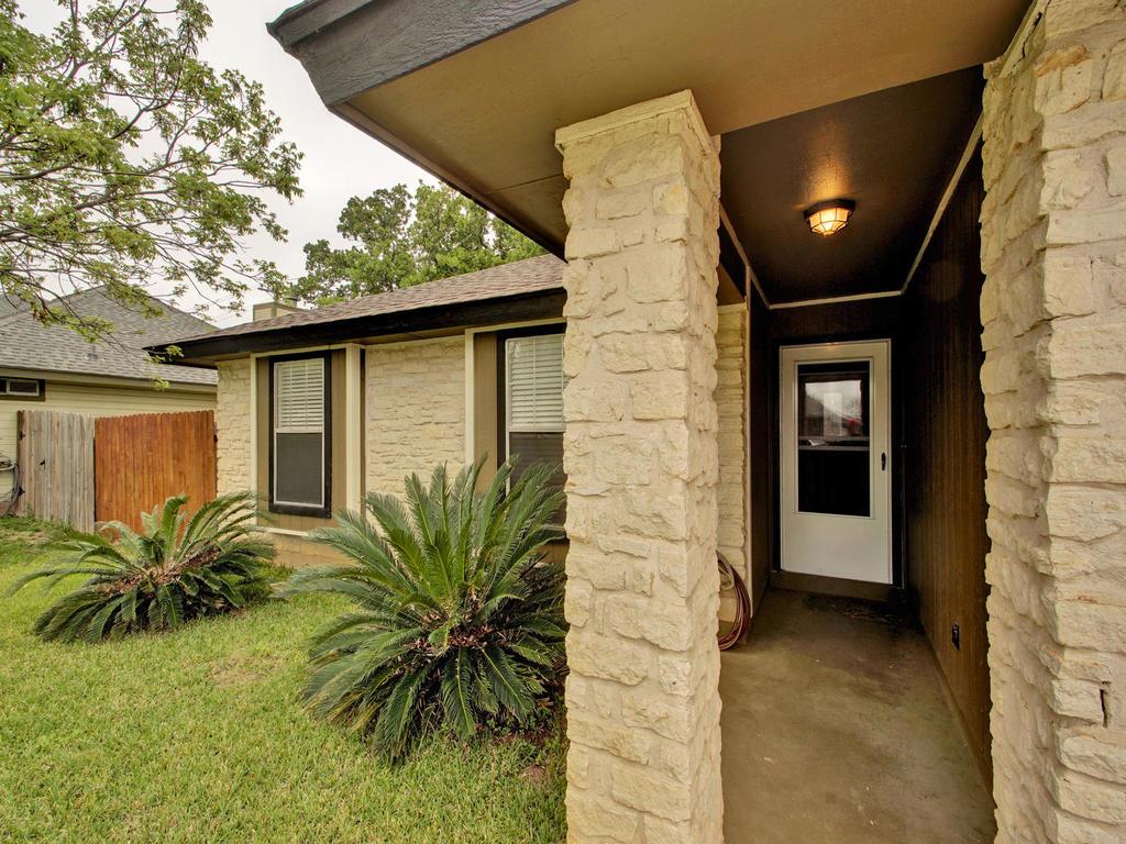 909 Garden Meadow Dr, Georgetown, TX 78628