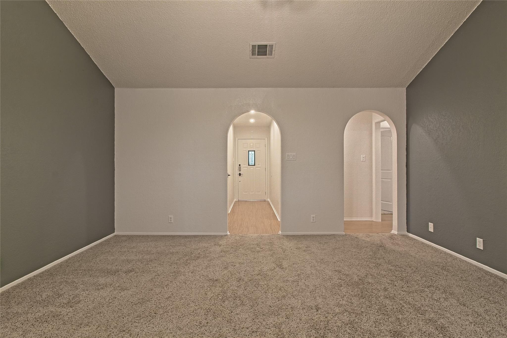 909 Garden Meadow Dr, Georgetown, TX 78628