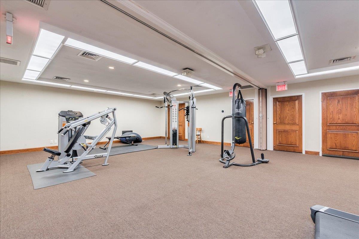 7685 Northcross Dr # 521, Austin, TX 78757