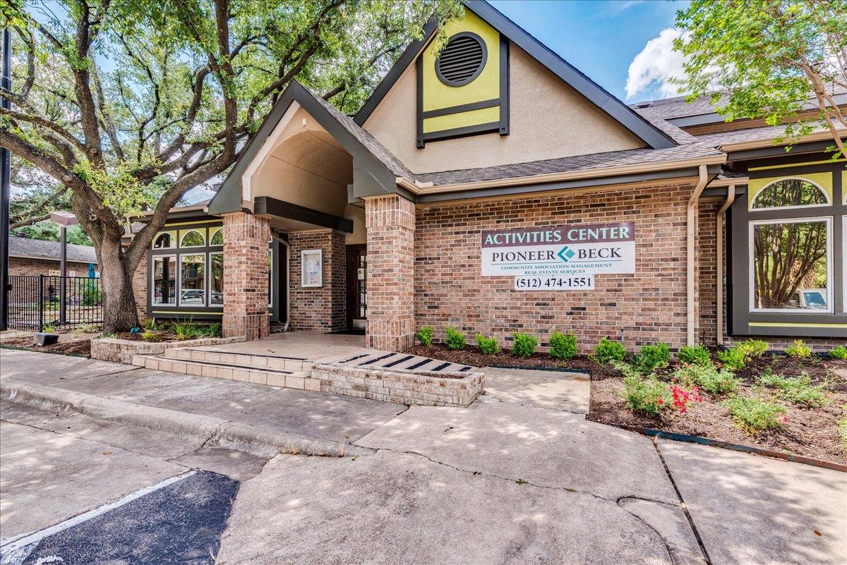 7685 Northcross Dr # 521, Austin, TX 78757