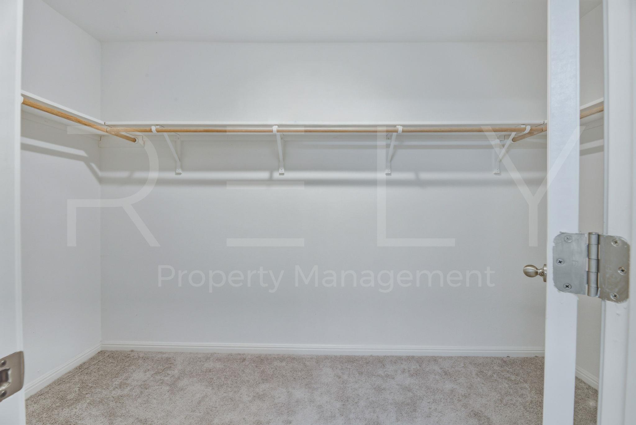 220 Wonderful Life Way, Jarrell, TX 76537