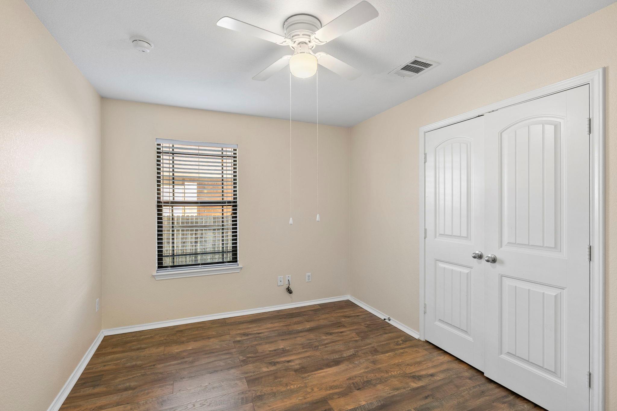 141 Sheep Trail Dr, Kyle, TX 78640