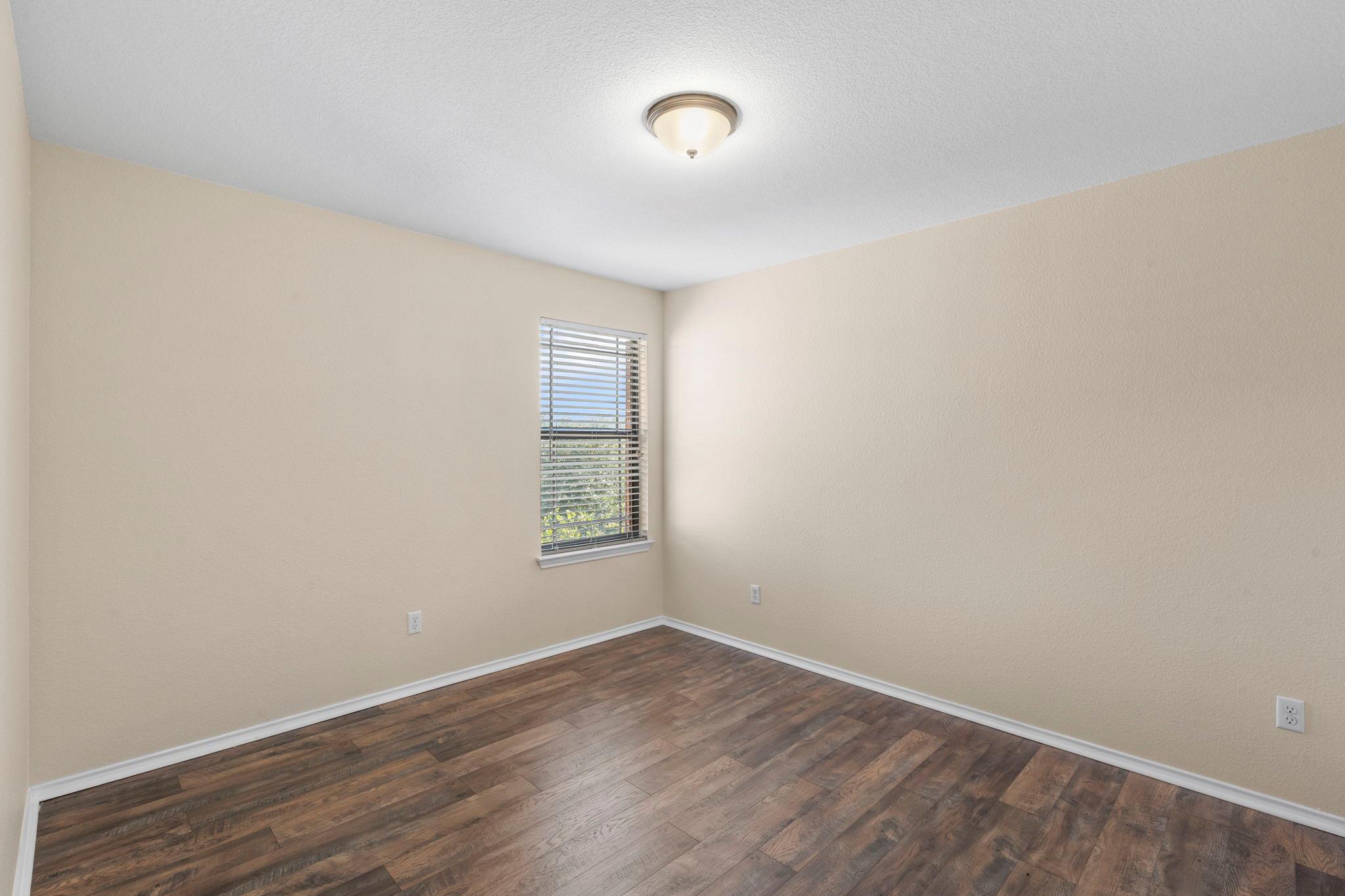 141 Sheep Trail Dr, Kyle, TX 78640