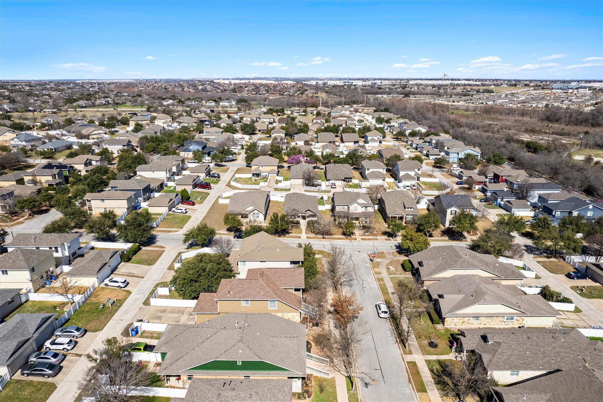 404 Yucca House Dr, Pflugerville, TX 78660