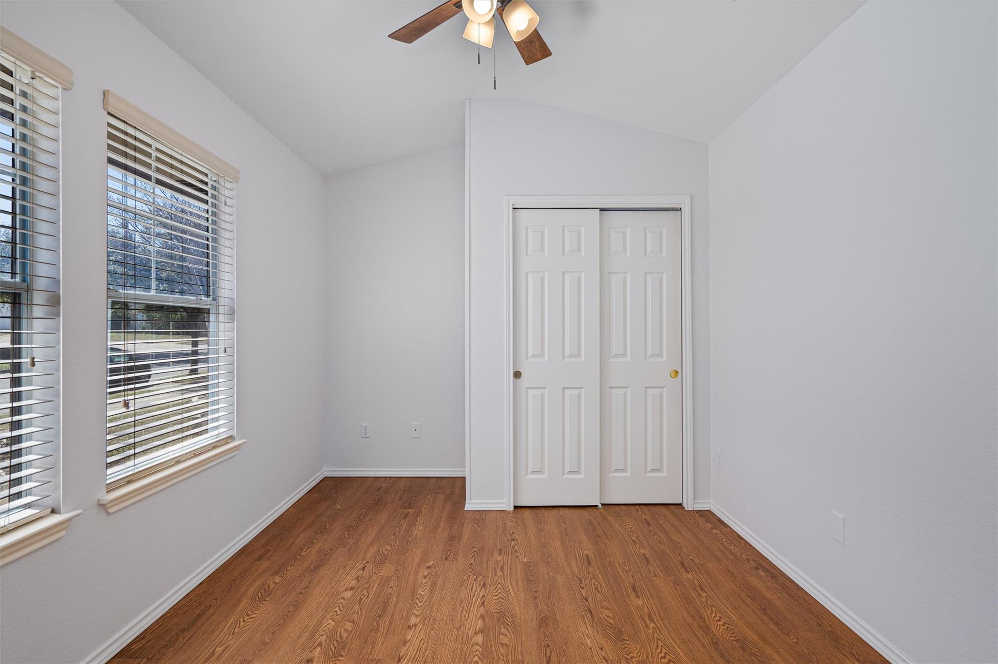 404 Yucca House Dr, Pflugerville, TX 78660