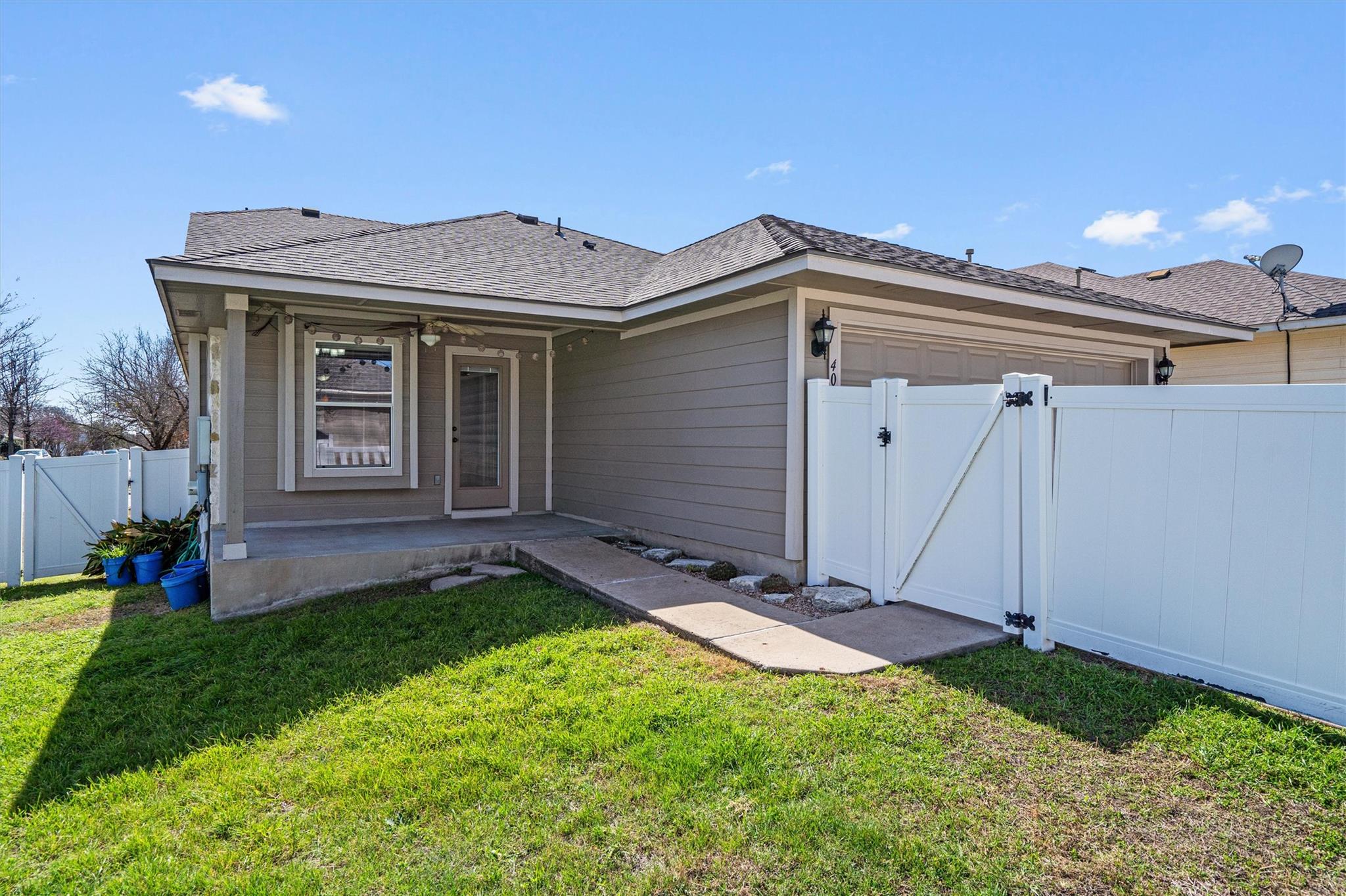 404 Yucca House Dr, Pflugerville, TX 78660