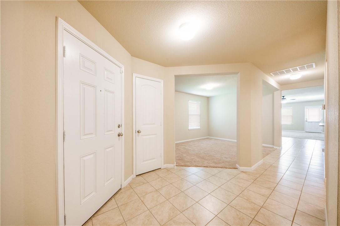 600 Kaluga Trl, Leander, TX 78641